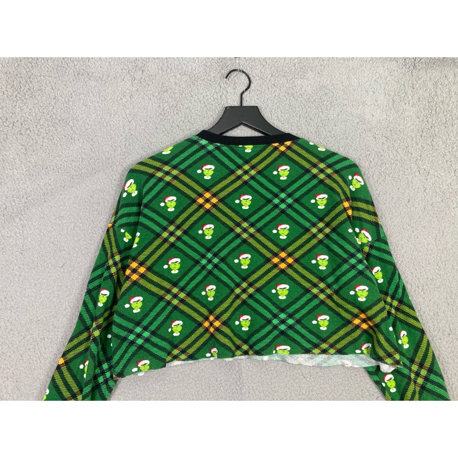 Forever 21 Grinch Women's S Forever 21 Cropped Pajama Shirt Green Size S / US 4 / IT 40 - 11 Thumbnail