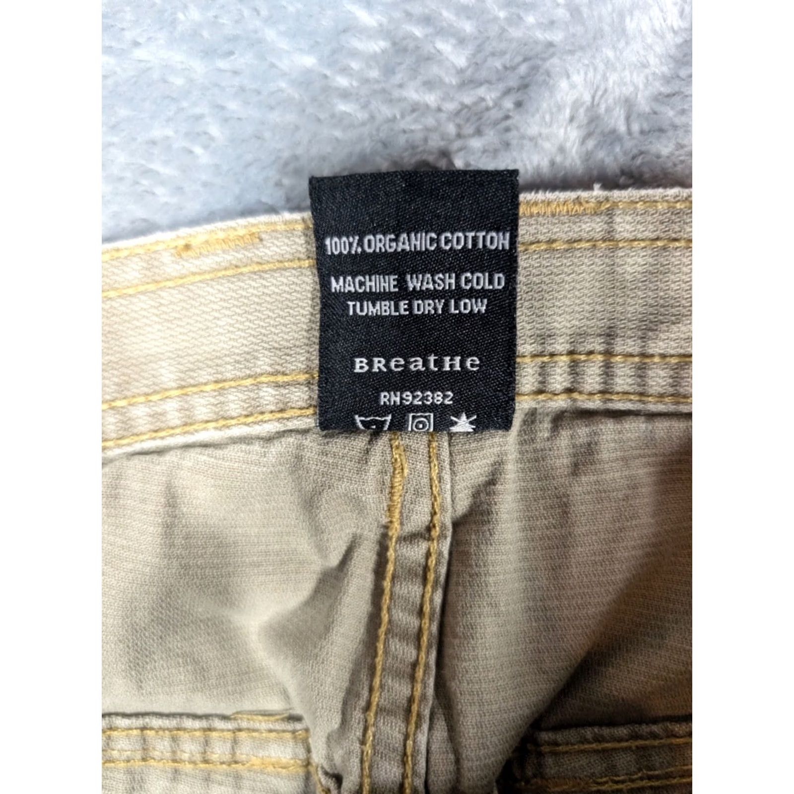 Prana prAna Shorts Mens XL Beige Stretch Cotton Blend Canvas Outdoor Chino 12 Inseam Zipper Pocket Regular Size US 36 / EU 52 - 6 Thumbnail