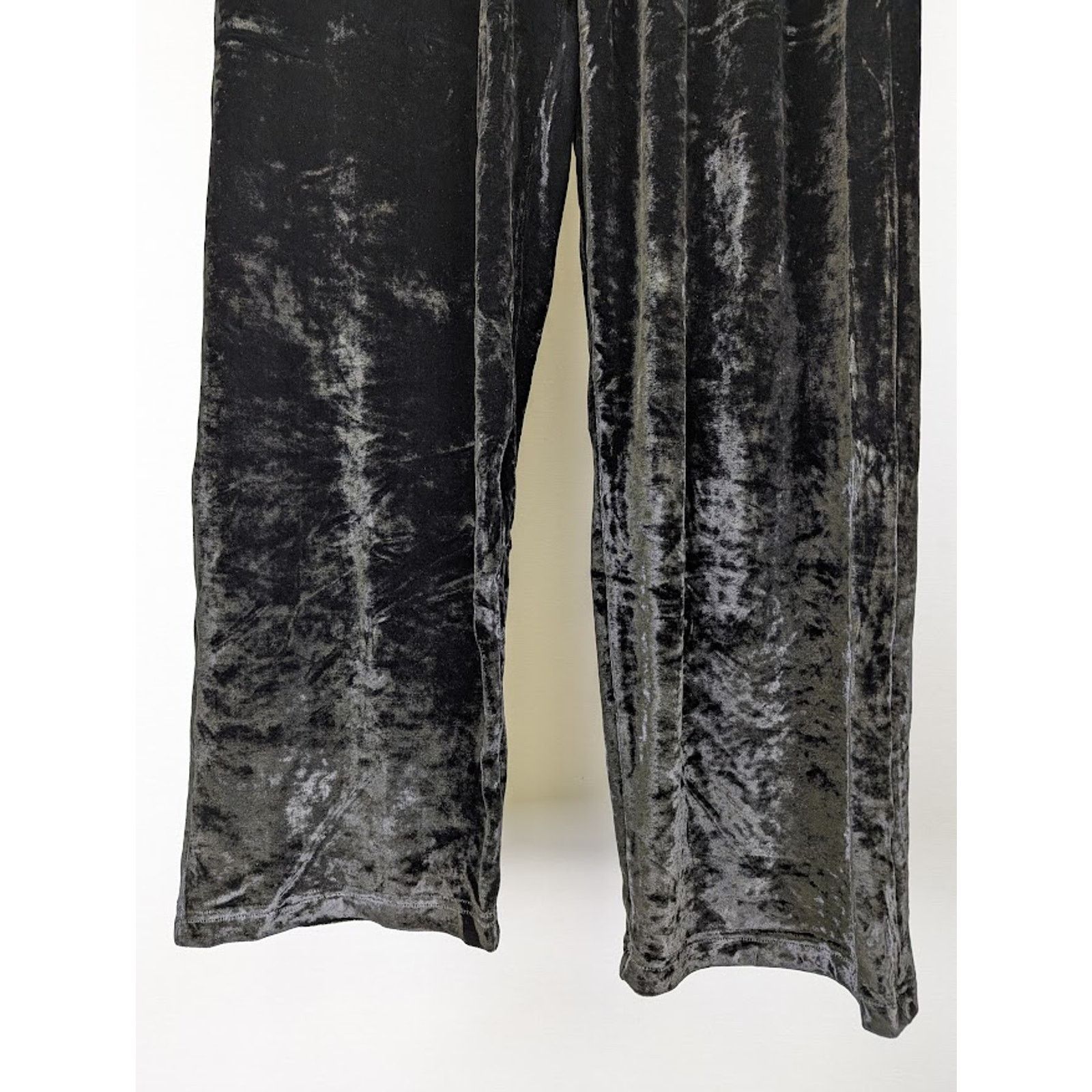 Balenciaga o1rshd1 Baggy Pants BB Paris Icon Shiny Velvet in Black Size US 32 / EU 48 - 4 Thumbnail