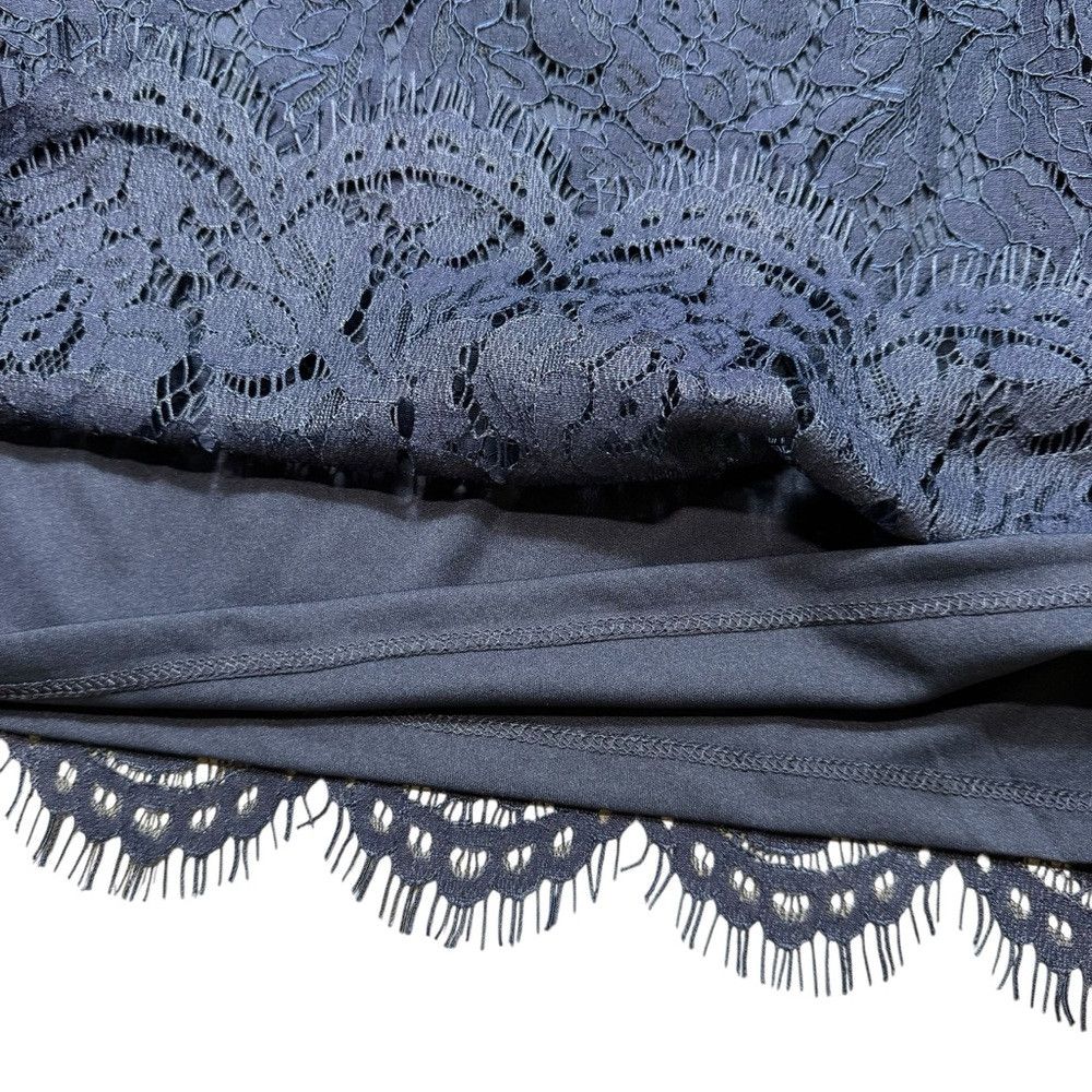 Isaac Mizrahi NWT New Isaac Mizrahi Floral Lace 3/4 Bell Sleeve Navy Tuni Size XXS / US 00 / IT 34 - 7 Thumbnail