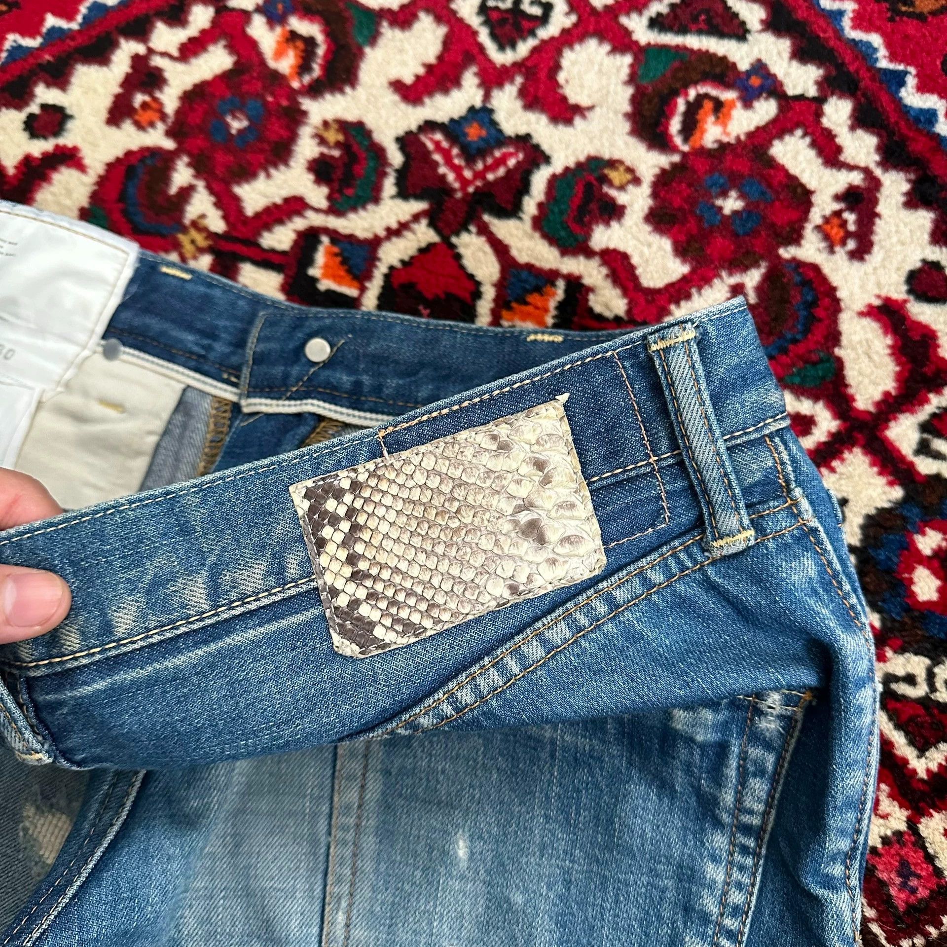 Visvim visvim 11aw 04d5 washed jeans w32l30 9/10+ Size US 32 / EU 48 - 6 Thumbnail