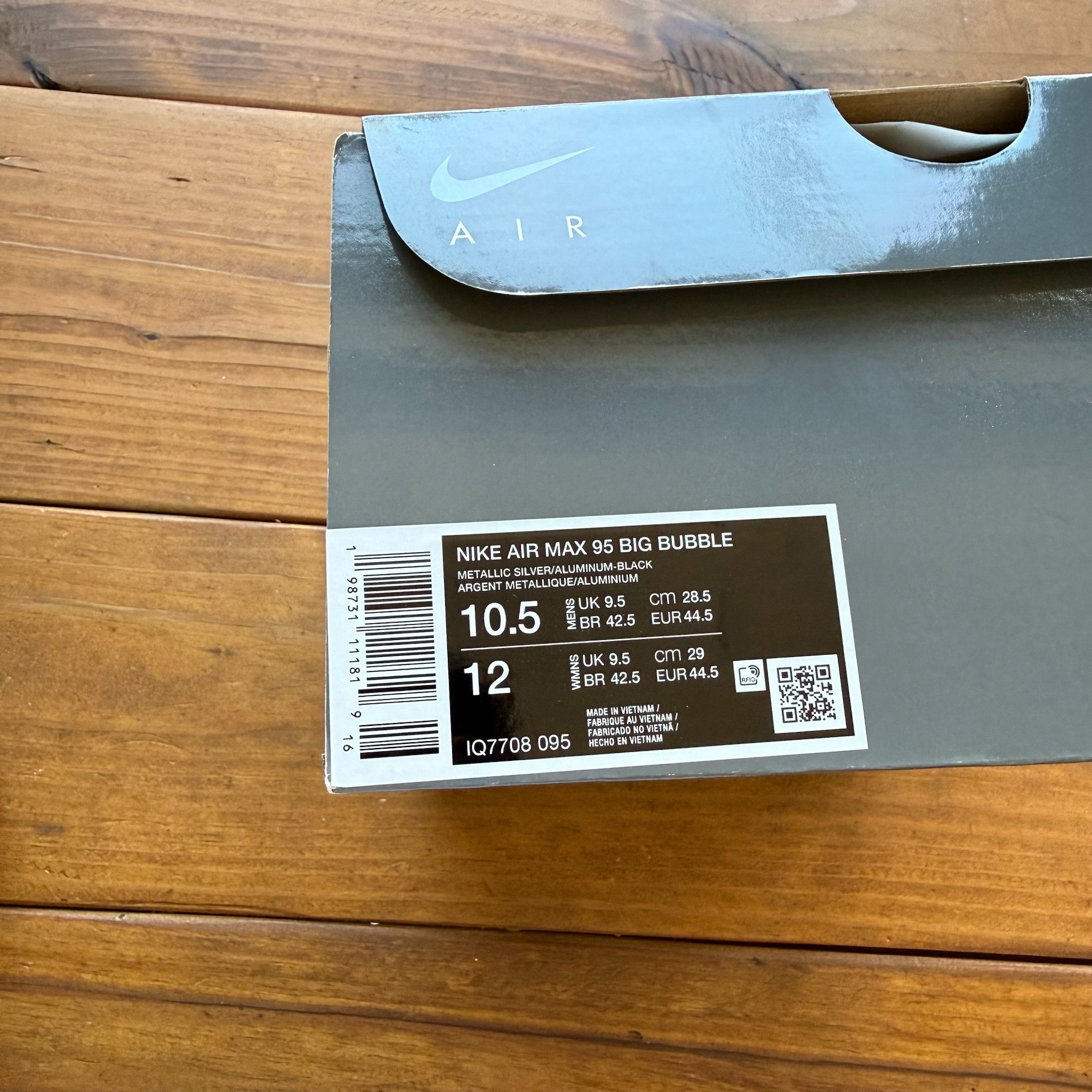 Palace Palace x Nike Air Max 95 'Big Bubble - Metallic Silver' Size US 10.5 / EU 43-44 - 8 Thumbnail