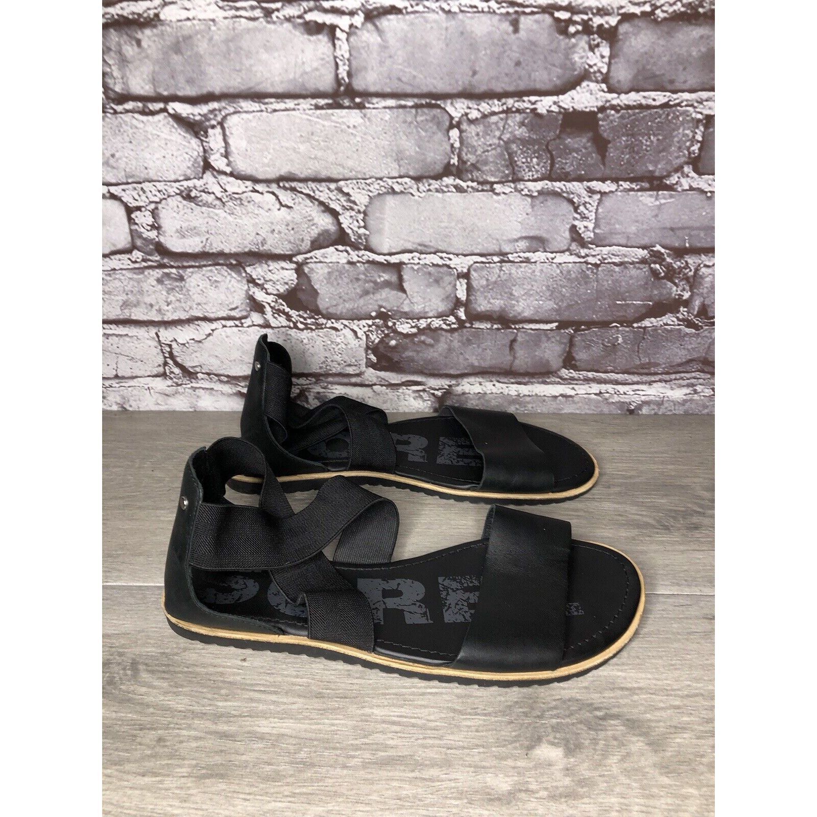 SOREL Sorel Med Ella Black Leather Cross Ankle Strap Flat Sandals Size US 10 / IT 40 - 18 Thumbnail