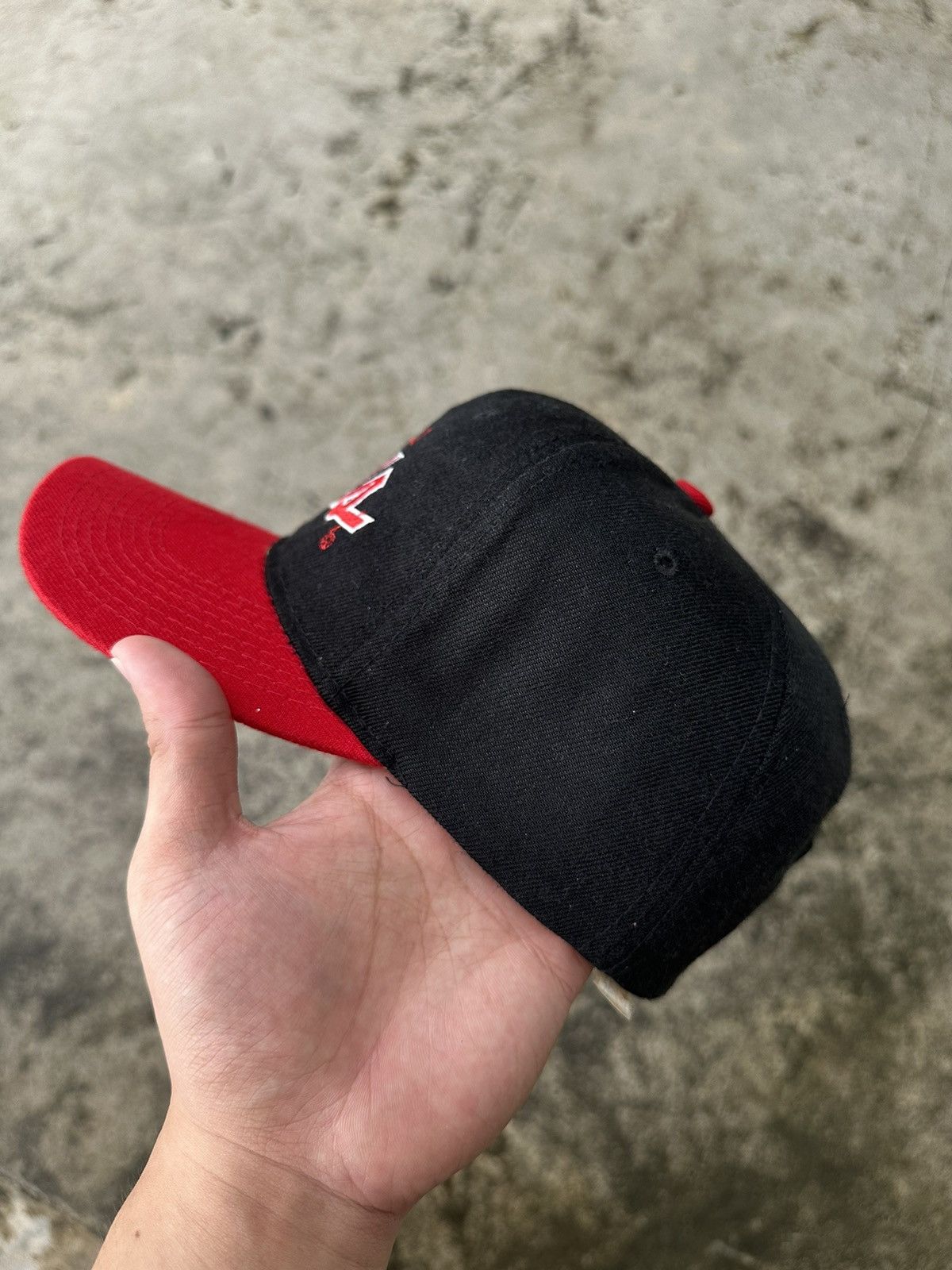 Sports Specialties × Vintage Vintage Chicago Bulls Script Sports Specialties Hat Size ONE SIZE - 4 Thumbnail