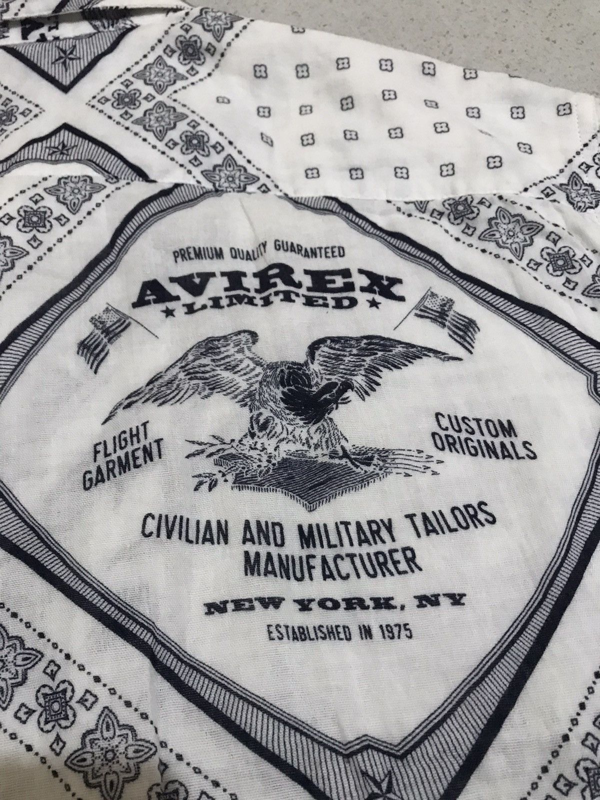 Avirex × Vintage Avirex Limited Printed Shirts Size US XL / EU 56 / 4 - 4 Thumbnail