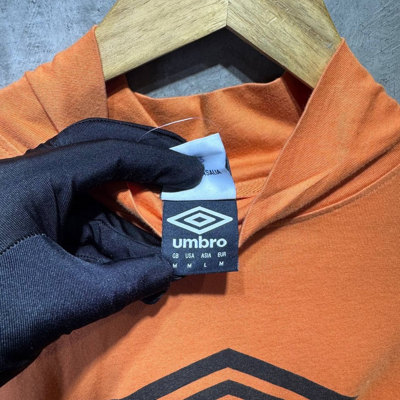 Vetements Vetements X Umbro long sleeves shirt Size US XL / EU 56 / 4 - 7 Thumbnail