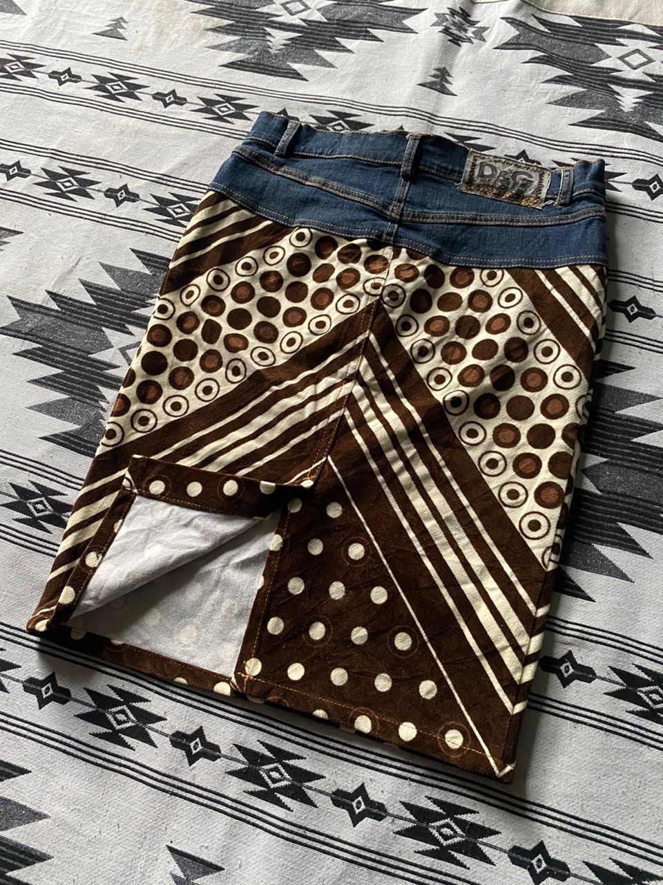 Dolce & Gabbana Vintage Dolce & Gabbana Denim Geo Pattern Skirt Size 28" / US 6 / IT 42 - 7 Thumbnail