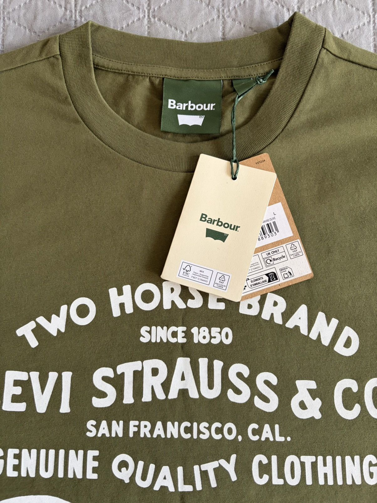 Barbour Barbour x Levi's graphic t-shirt Large Size US L / EU 52-54 / 3 - 3 Thumbnail