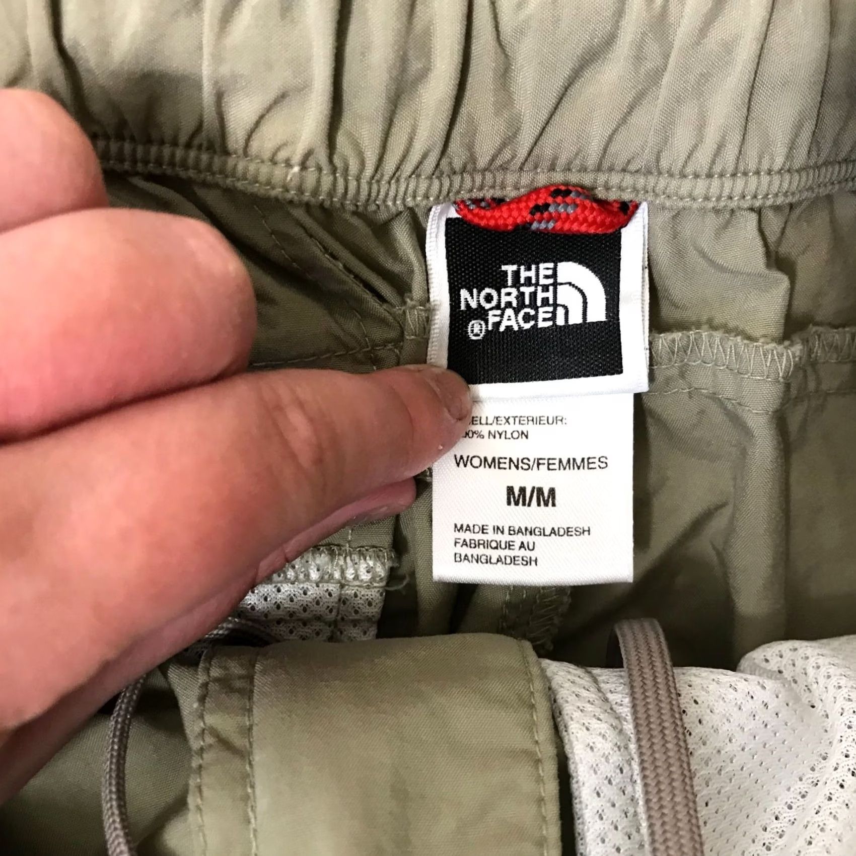 The North Face The North Face - Womens Medium - Gray Cargo Shorts Size 32" / US 10 / IT 46 - 7 Thumbnail