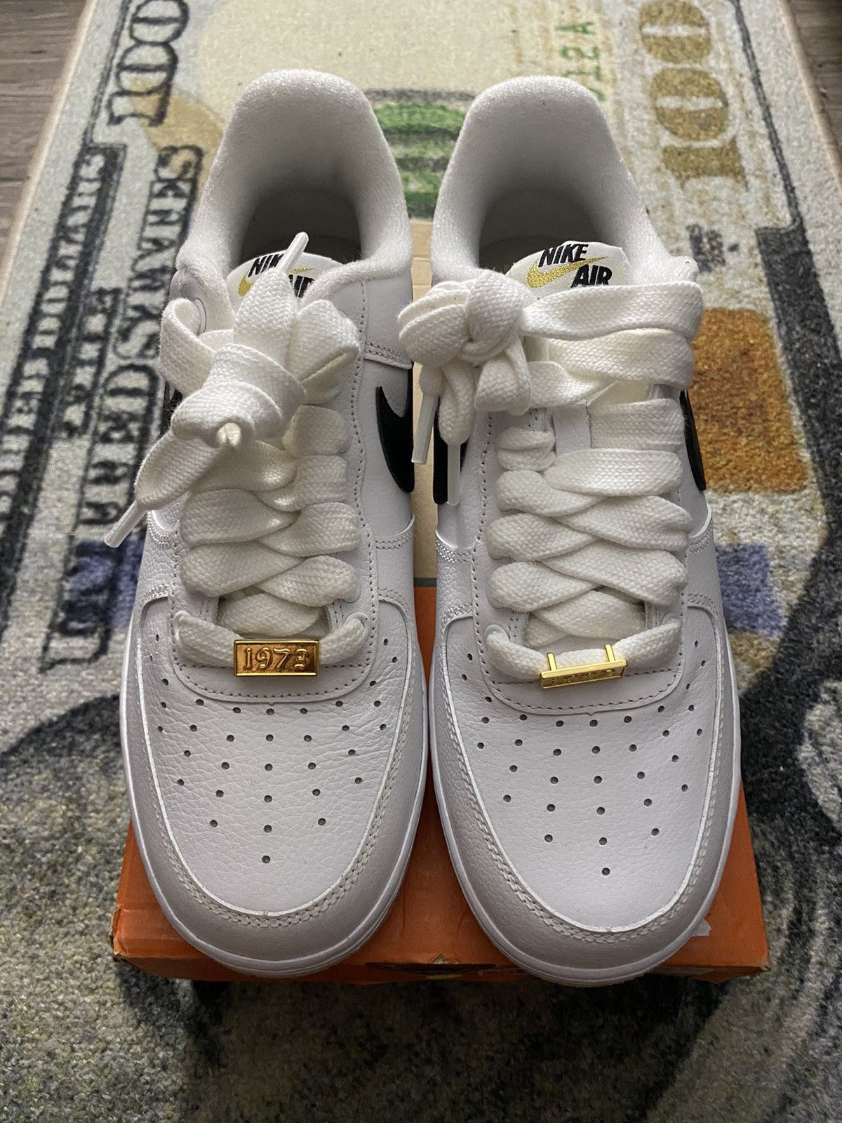 Nike Nike Air Force 1 Low 40th Anniversary Edition Bronx Origins Size US 8 / EU 41 - 4 Thumbnail