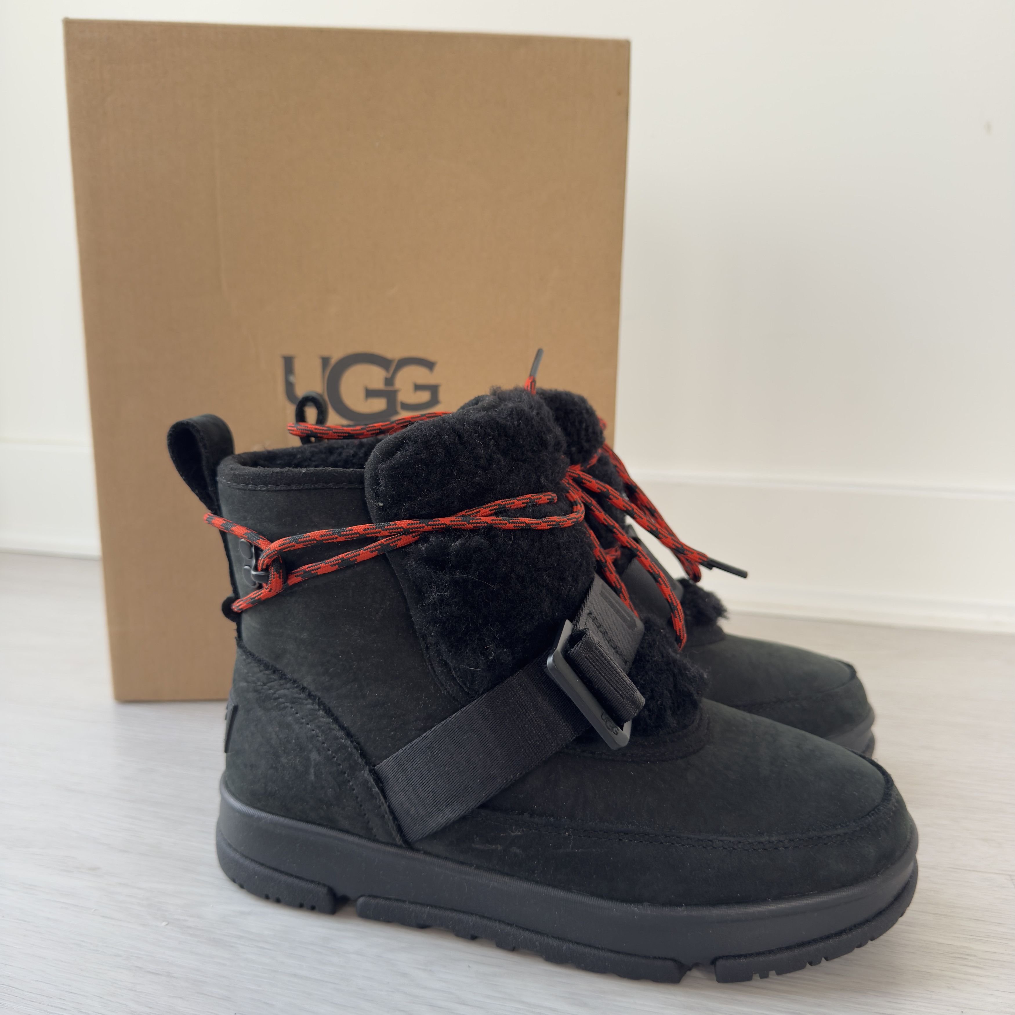 Ugg UGG W Classic weather hiker boots Size US 5.5 / IT 35.5 - 1 Thumbnail