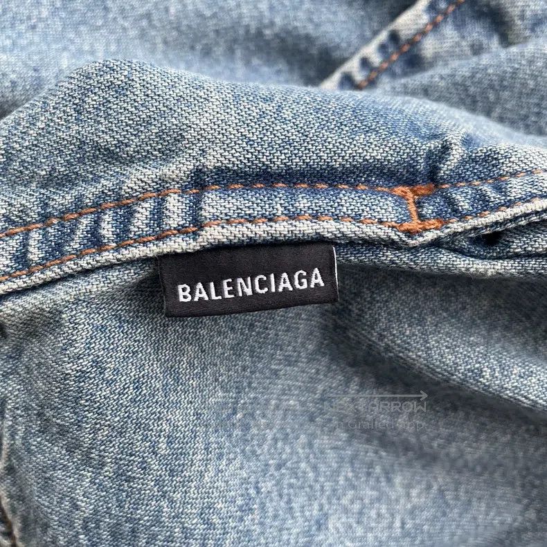 Balenciaga Balenciaga Vintage logo long-sleeve shirt denim jacket Size US XXS / EU 40 - 8 Thumbnail