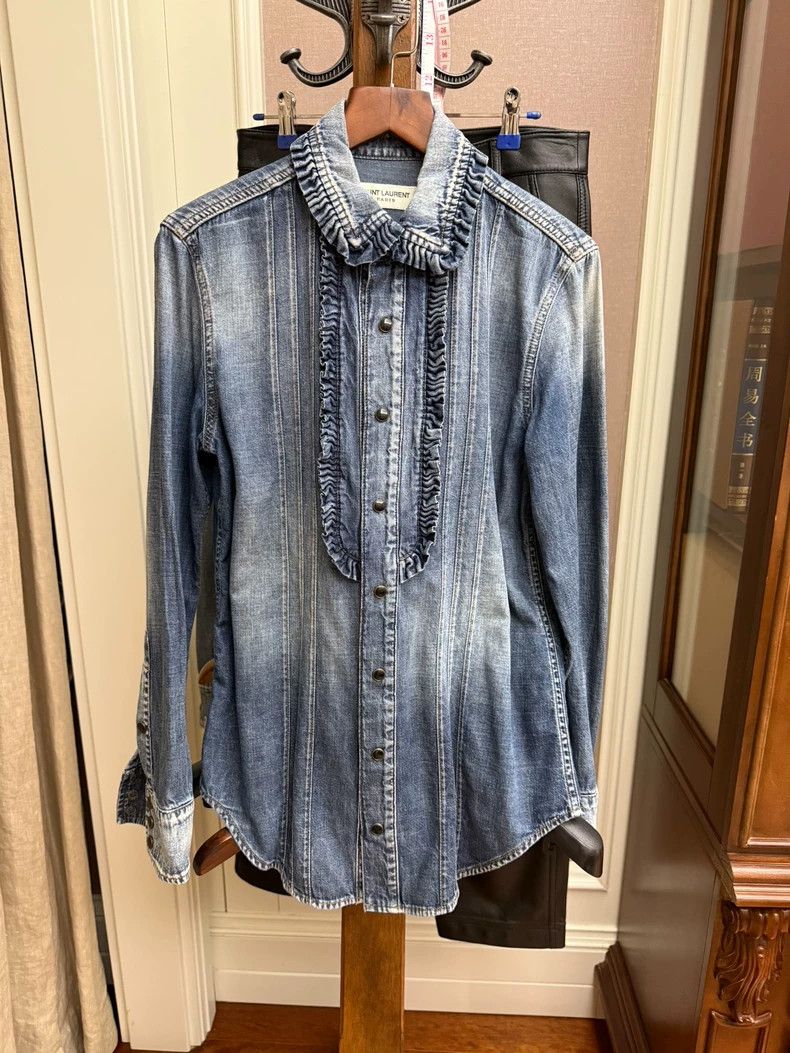 Saint Laurent Paris Saint Laurent Denim Button-Up Shirt M Size US M / EU 48-50 / 2 - 1 Thumbnail