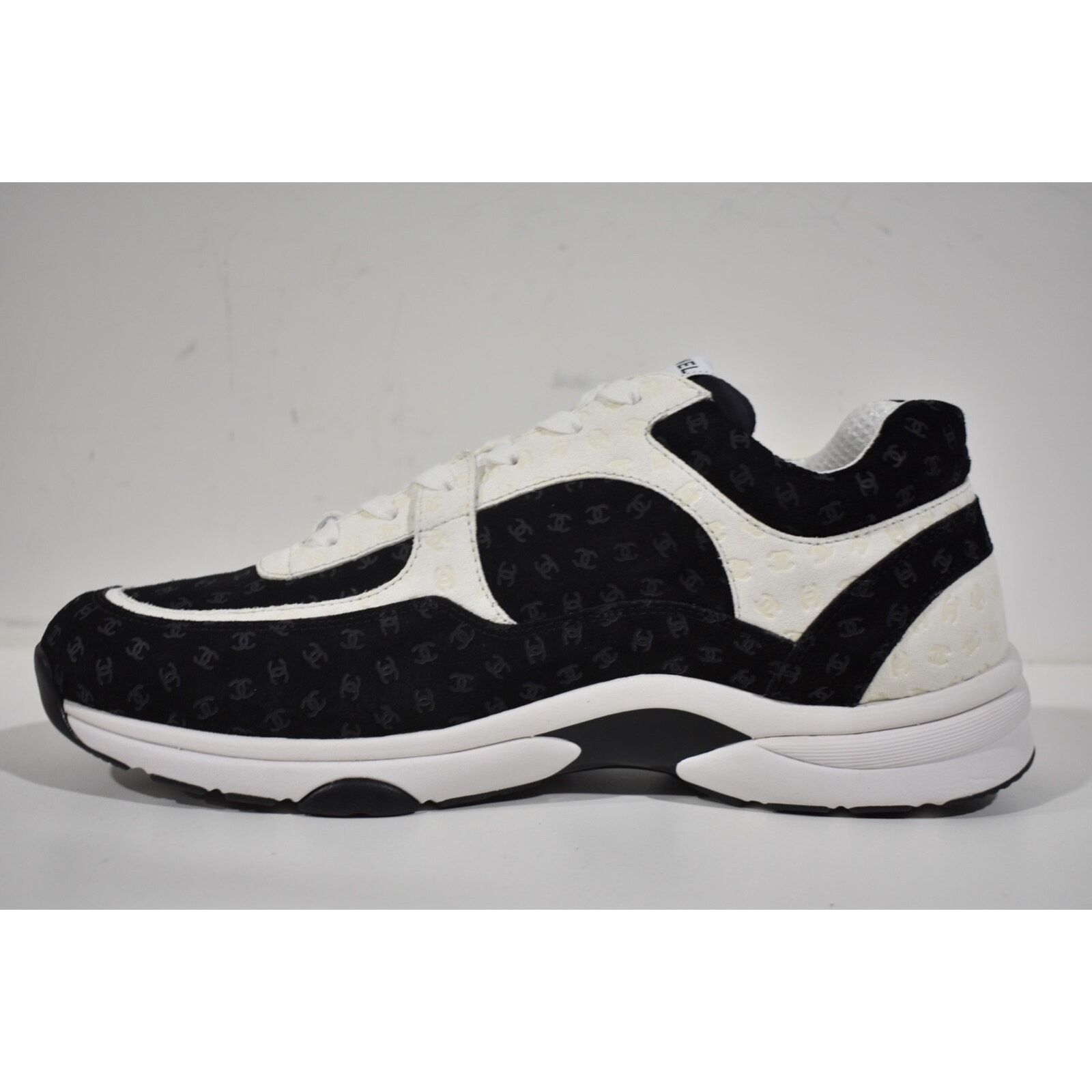 Chanel Chanel 22A Logo Low Top Lace Up Trainer Sneaker 45 12 Size US 12 / EU 45 - 8 Thumbnail