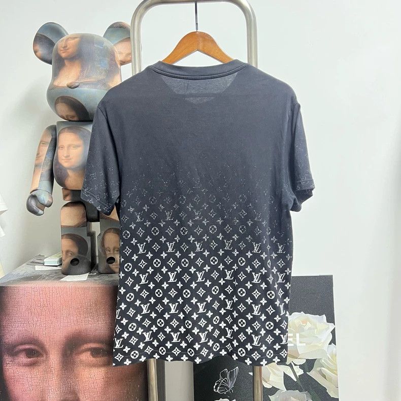 Louis Vuitton Louis Vuitton Black Gradient Print Short Sleeve 2504-Nextar Size US M / EU 48-50 / 2 - 2 Thumbnail