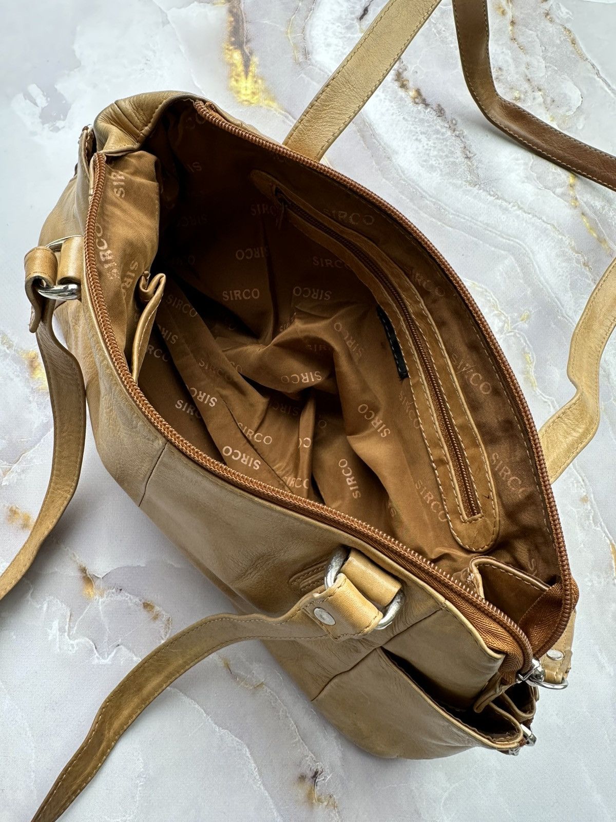 Japanese Brand Vintage Leather Shoulder Bag Size ONE SIZE - 6 Thumbnail