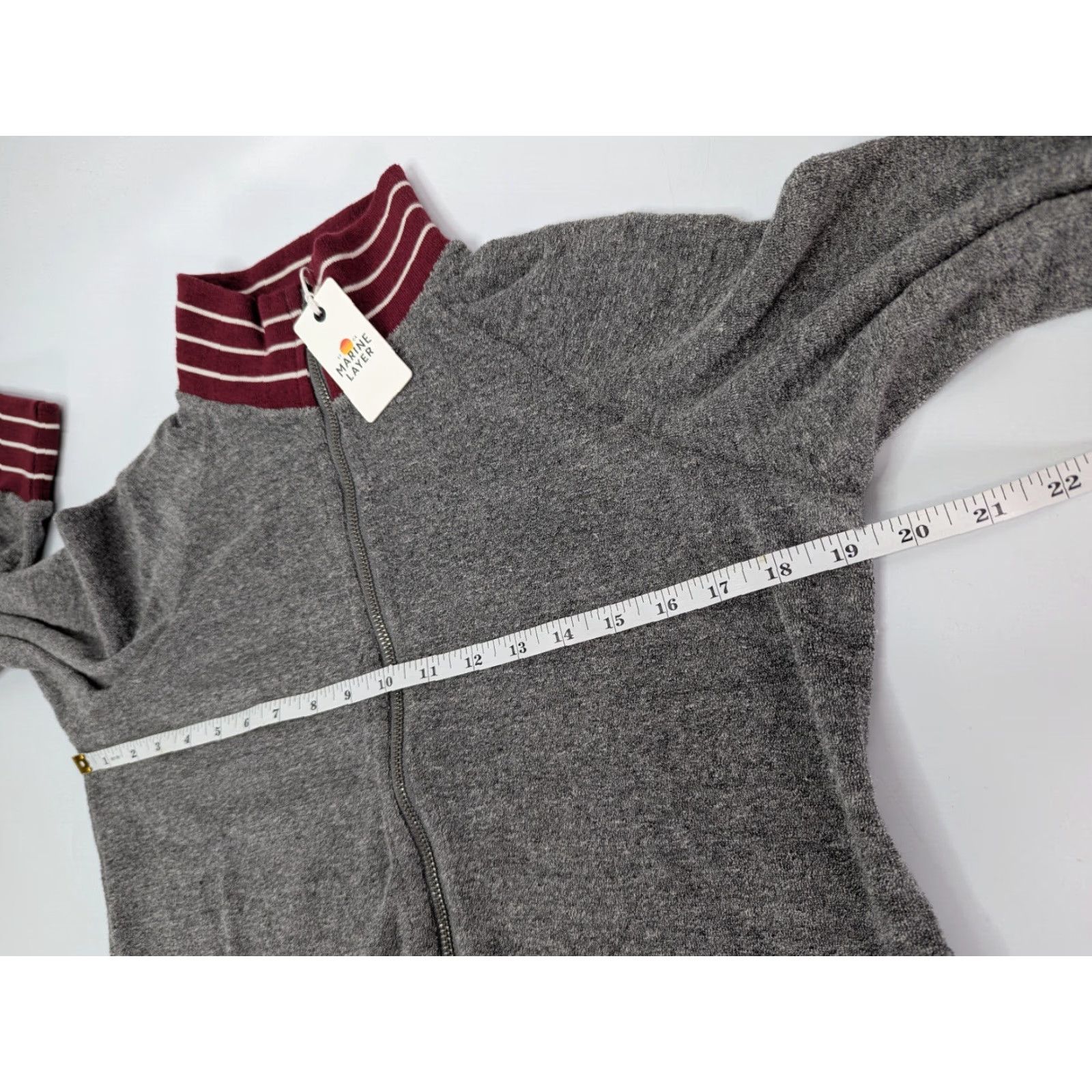 Marine Layer NWT Marine Layer Virginia Track Jacket Retro Heather Gray Size Small msrp 38 Women's Jacket S Gray Retro Marine Layer Virginia Track Jacket Size S / US 4 / IT 40 - 5 Thumbnail