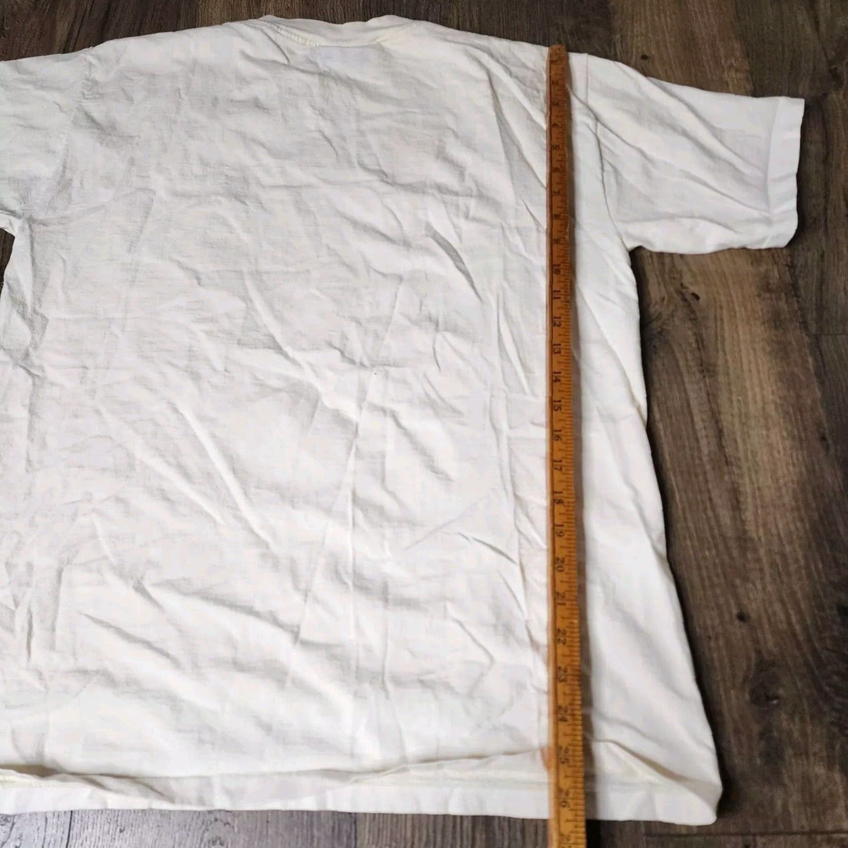 Express VINTAGE Express Jeans Shirt Mens XL Beige ShortSleeve Crew Neck Made In US Single Stitch 90s? Size US XL / EU 56 / 4 - 3 Thumbnail