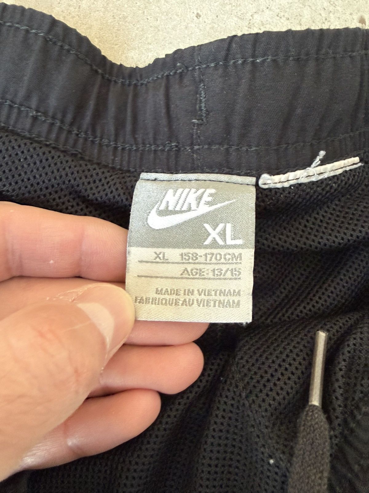 Nike Vintage Nike Nylon pants Size US 36 / EU 52 - 4 Thumbnail