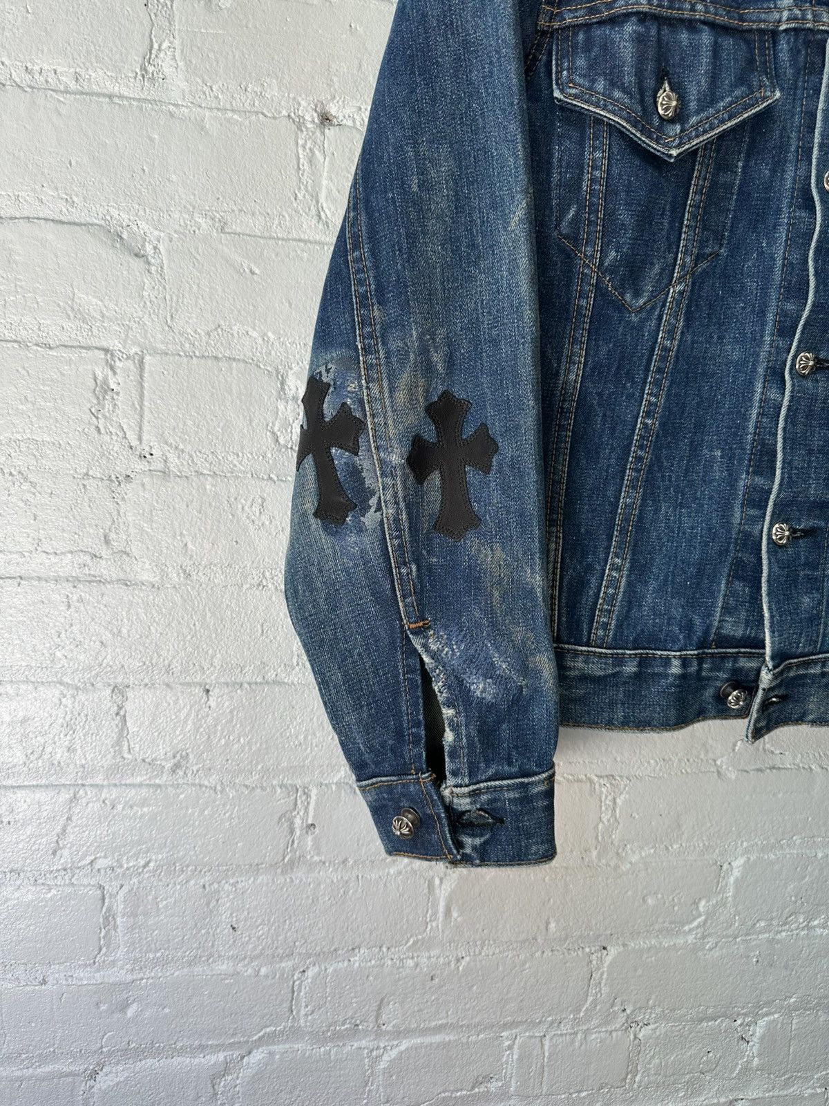 Chrome Hearts Chrome Hearts Levi’s Cross Patch Denim Jacket Size US XS / EU 42 / 0 - 2 Thumbnail