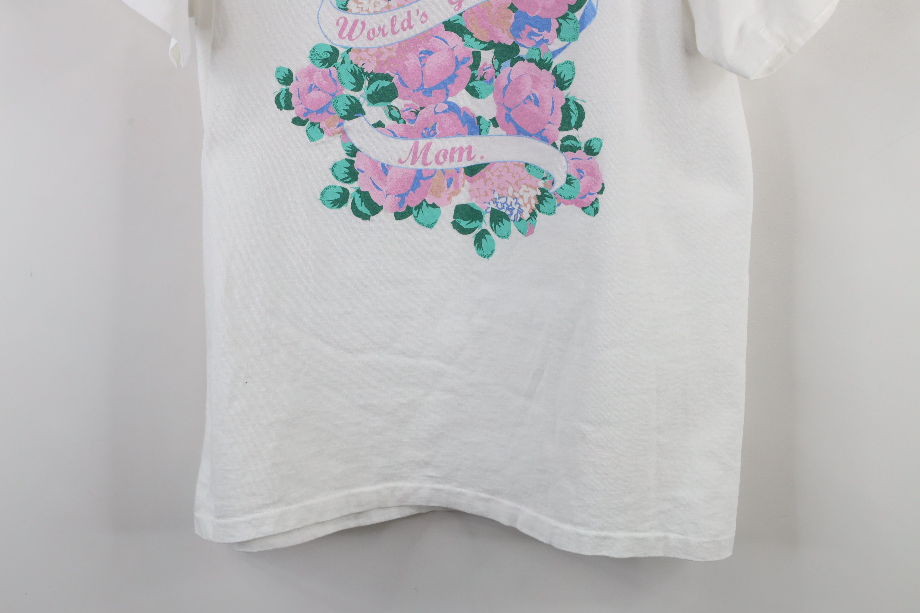 Vintage Vintage 90s Streetwear Greatest Mom Flower T-Shirt White Size L / US 10 / IT 46 - 3 Thumbnail