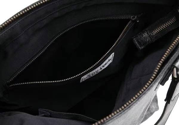 Jean Paul Gaultier Jean paul gaultier Dragon Crackle Leather Tote Bag Size ONE SIZE - 8 Thumbnail