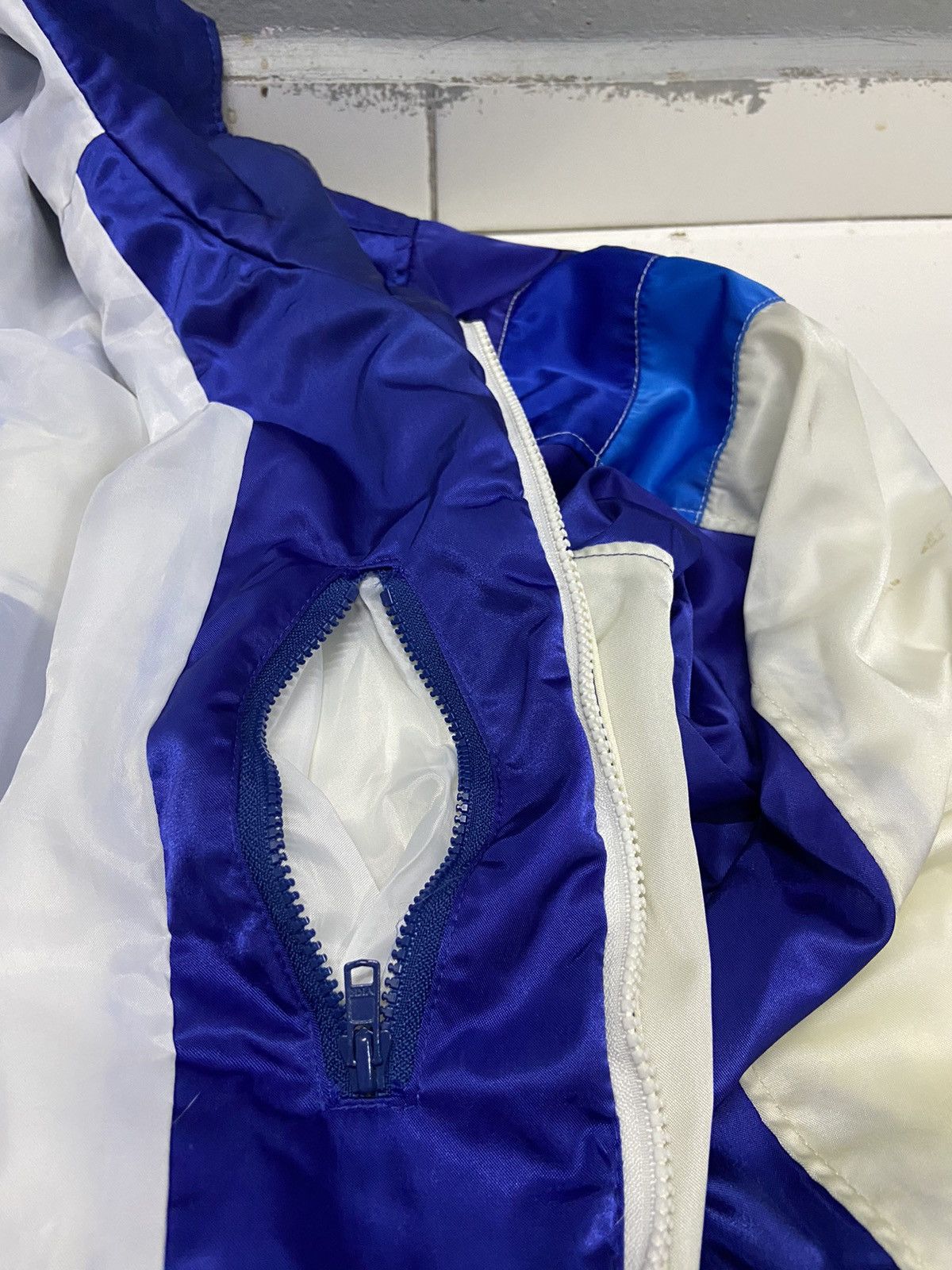 Japanese Brand TEAM SUZUKI RACING LIGHT JACKET Size US L / EU 52-54 / 3 - 13 Thumbnail