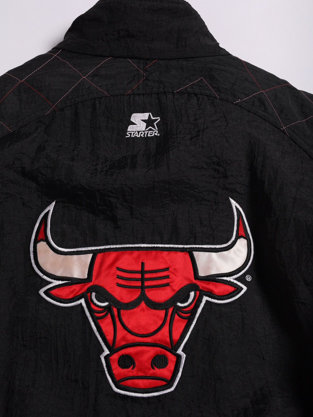 NBA Vintage Starter Chicago Bulls Bomber Jacket Size US XL / EU 56 / 4 - 16 Thumbnail