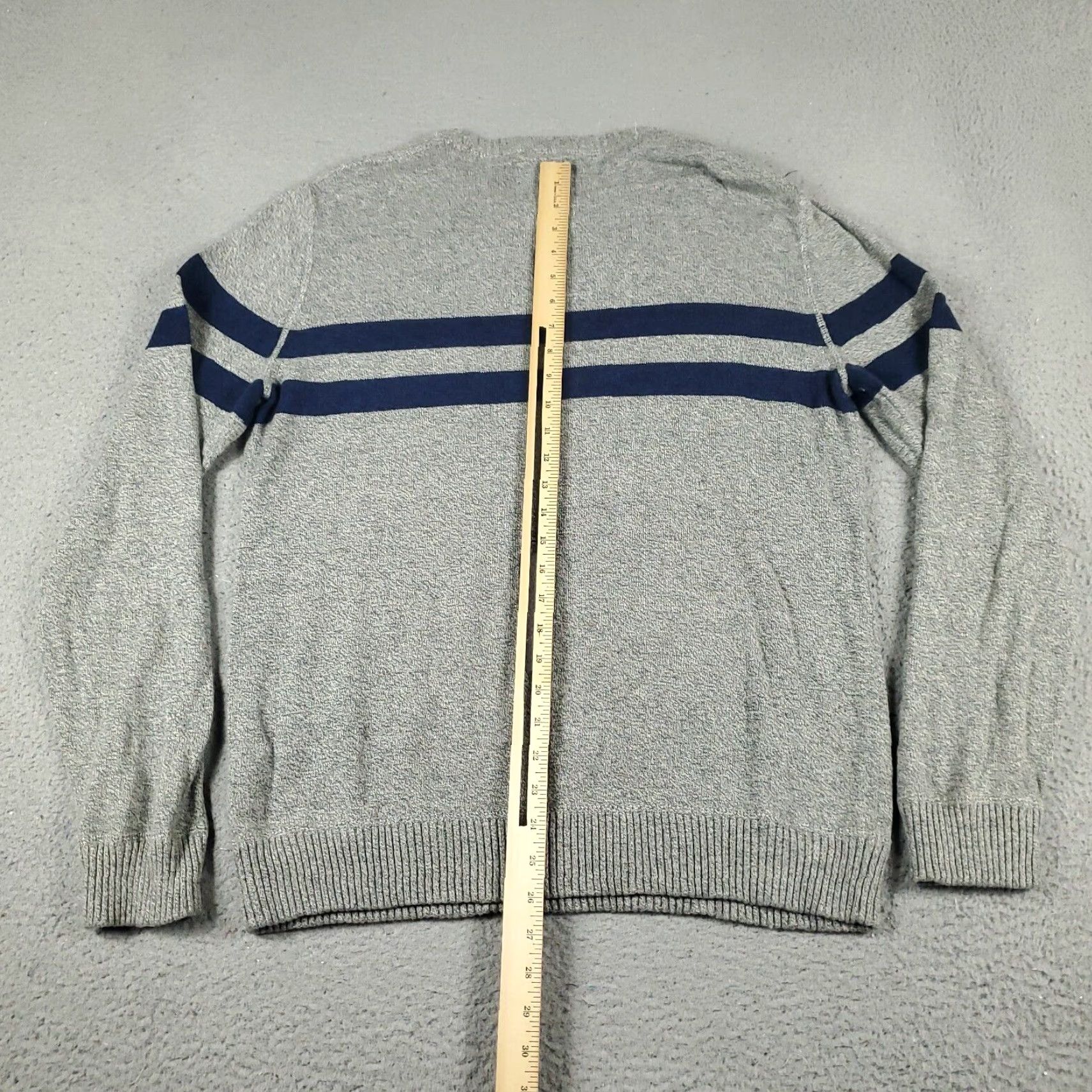 American Eagle Outfitters VINTAGE American Eagle Outfitters Sweater Mens Large Gray Pullover SweatshirtCrew Neck All Seasons Casual Warm Mens Size US L / EU 52-54 / 3 - 5 Thumbnail