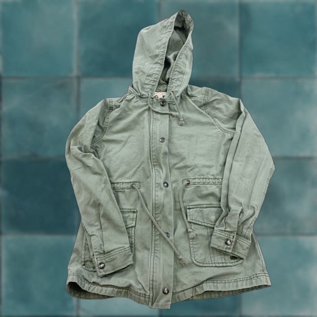 Levi's Levi’s Utility Jacket Women’s XS Hooded Drawstring Waist Shirt? Wait. Size XS / US 0-2 / IT 36-38 - 1 Thumbnail