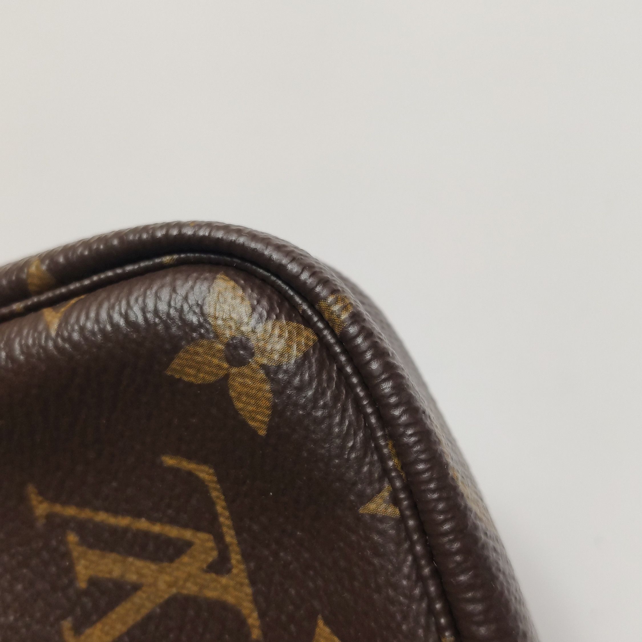 Louis Vuitton Louis Vuitton (LV) Accessories Mahjong Bag Mini Vegetable T Size ONE SIZE - 9 Thumbnail