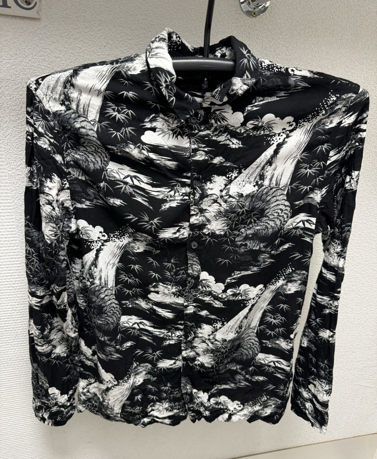 Allsaints Allsaints fullprint longsleeve t-shirt black S Japanese bran Size US S / EU 44-46 / 1 - 1 Thumbnail