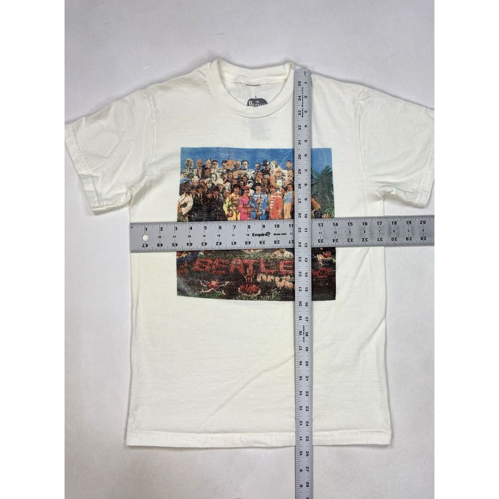 Vintage The Beatles T-Shirt Women Small White Music Shirt Short Sleeve Crew Neck Casual Retro Band Size S / US 4 / IT 40 - 7 Thumbnail