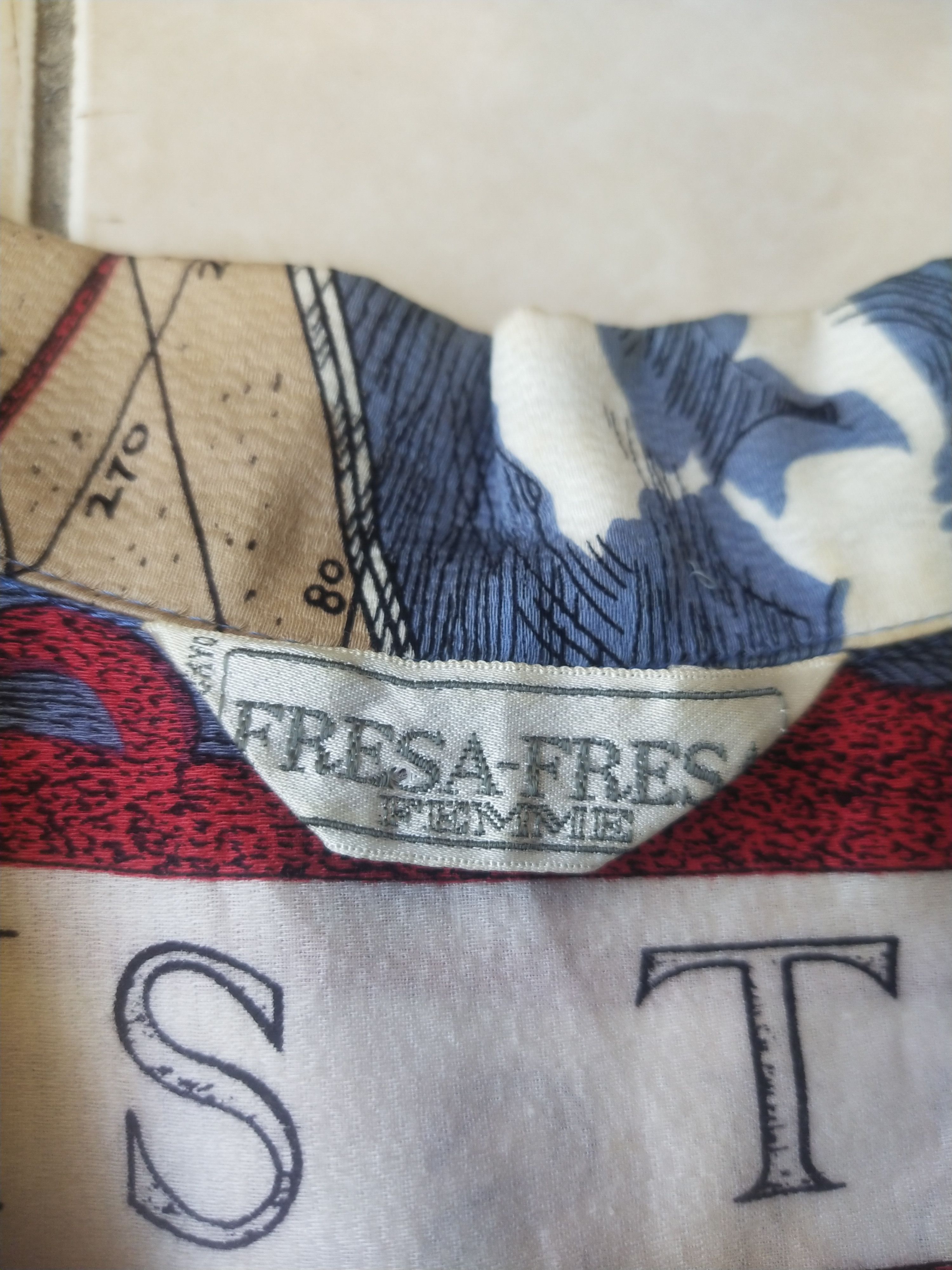 Vintage Vintage Fresa World Map Print Shirt Japan Graphic Size US M / EU 48-50 / 2 - 11 Thumbnail