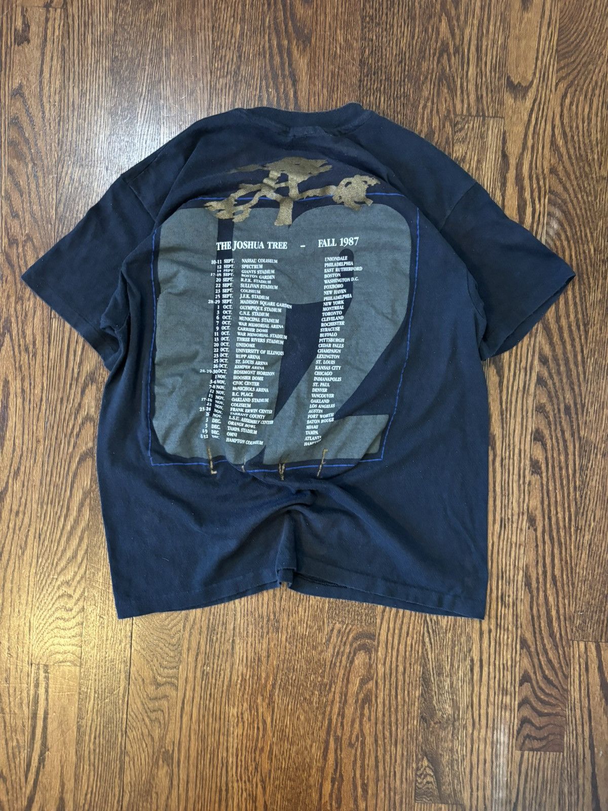 Hanes Vintage U2 Joshua Tree Tour Tee Size US L / EU 52-54 / 3 - 3 Thumbnail