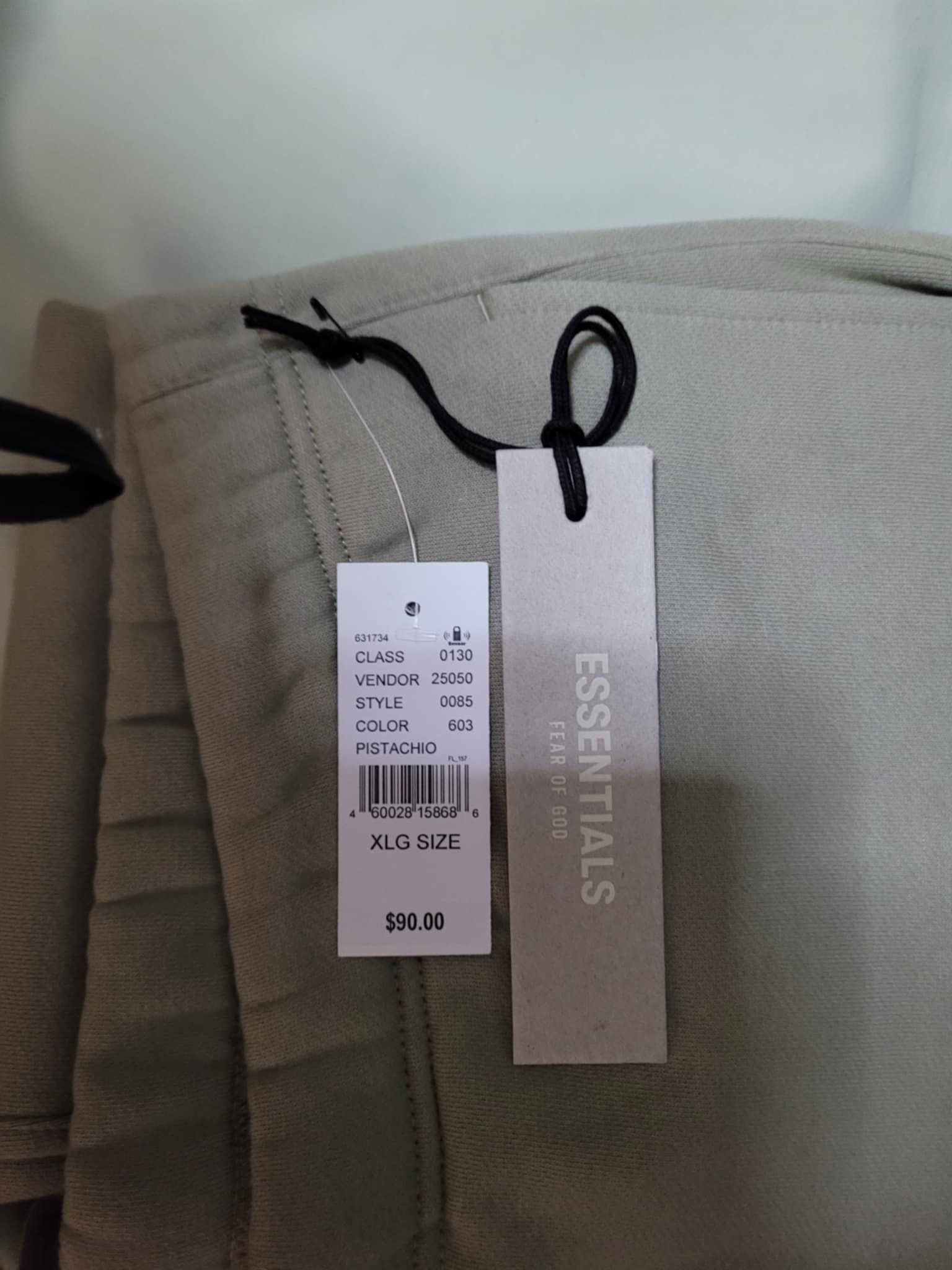Fear of God sz XL Fear of God Essentials Sweatpants Pistachio Size US 36 / EU 52 - 13 Thumbnail