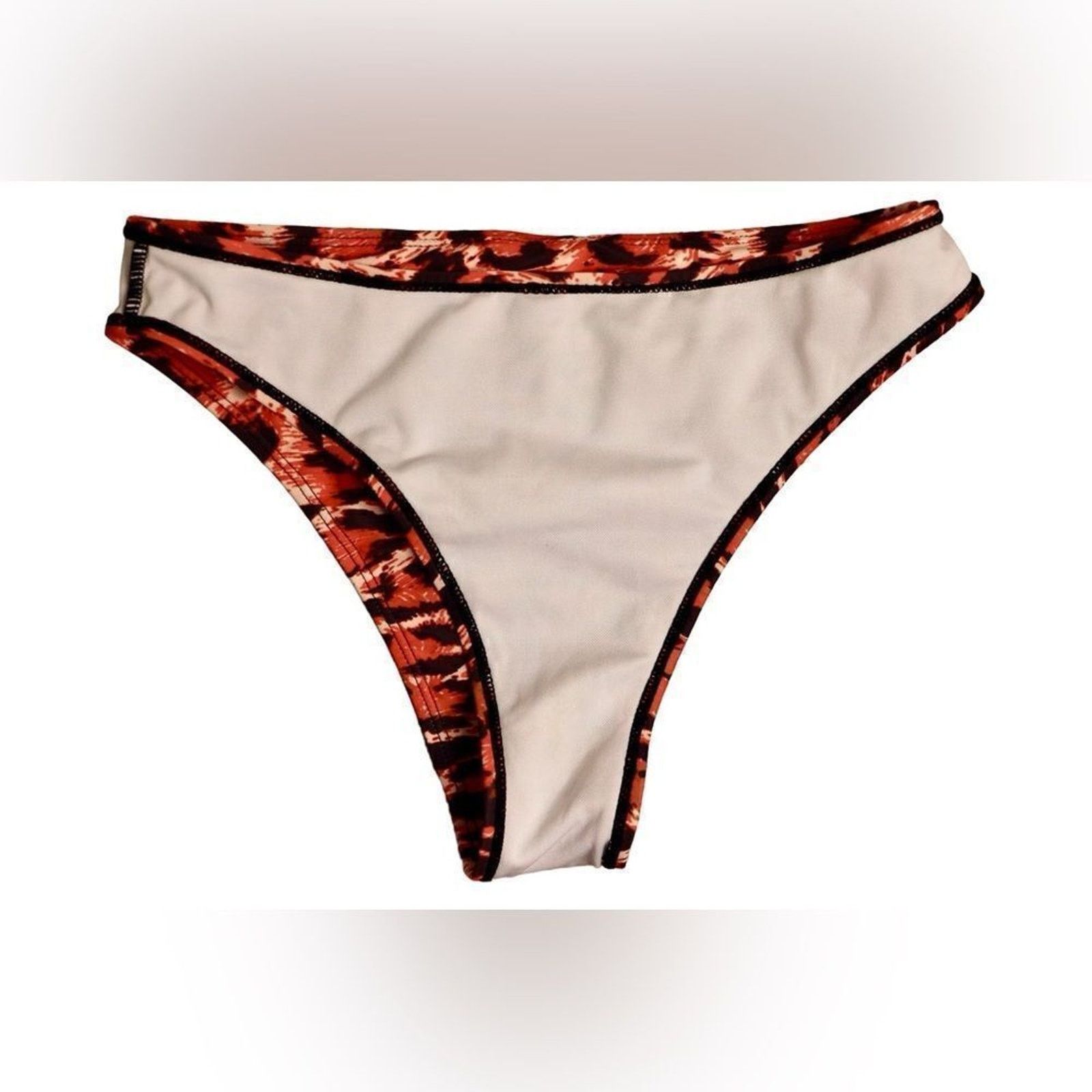 Other Bobbie Brooks Cheetah 2pc Tankini Swimsuit MEDIUM Vacation Size M / US 6-8 / IT 42-44 - 6 Thumbnail
