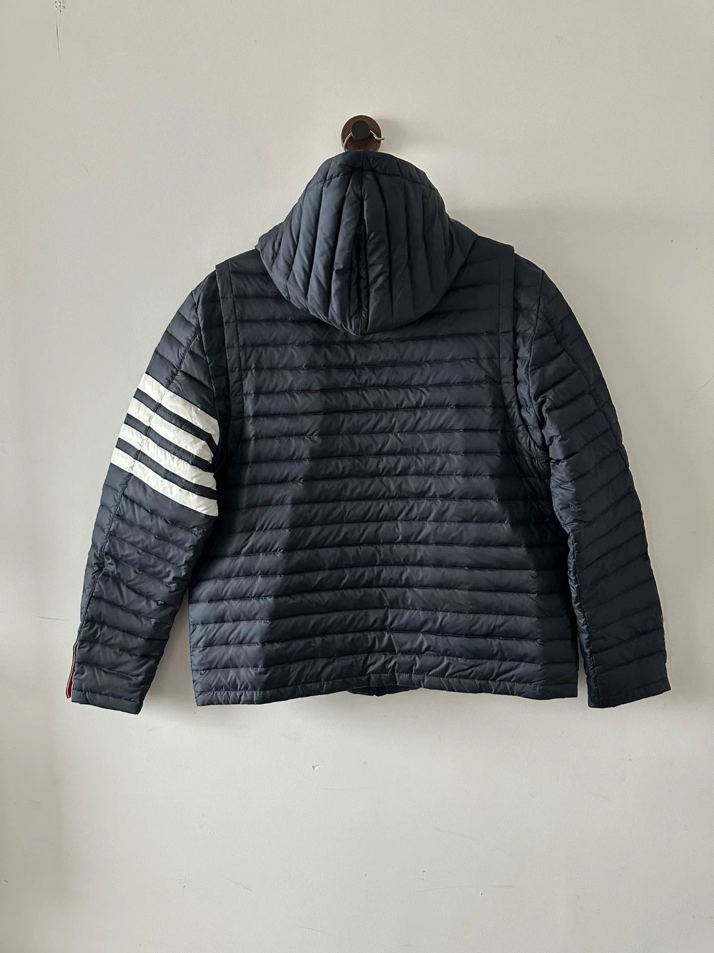 Thom Browne Thom Browne down jacket size 2 New tried on Size US M / EU 48-50 / 2 - 2 Thumbnail
