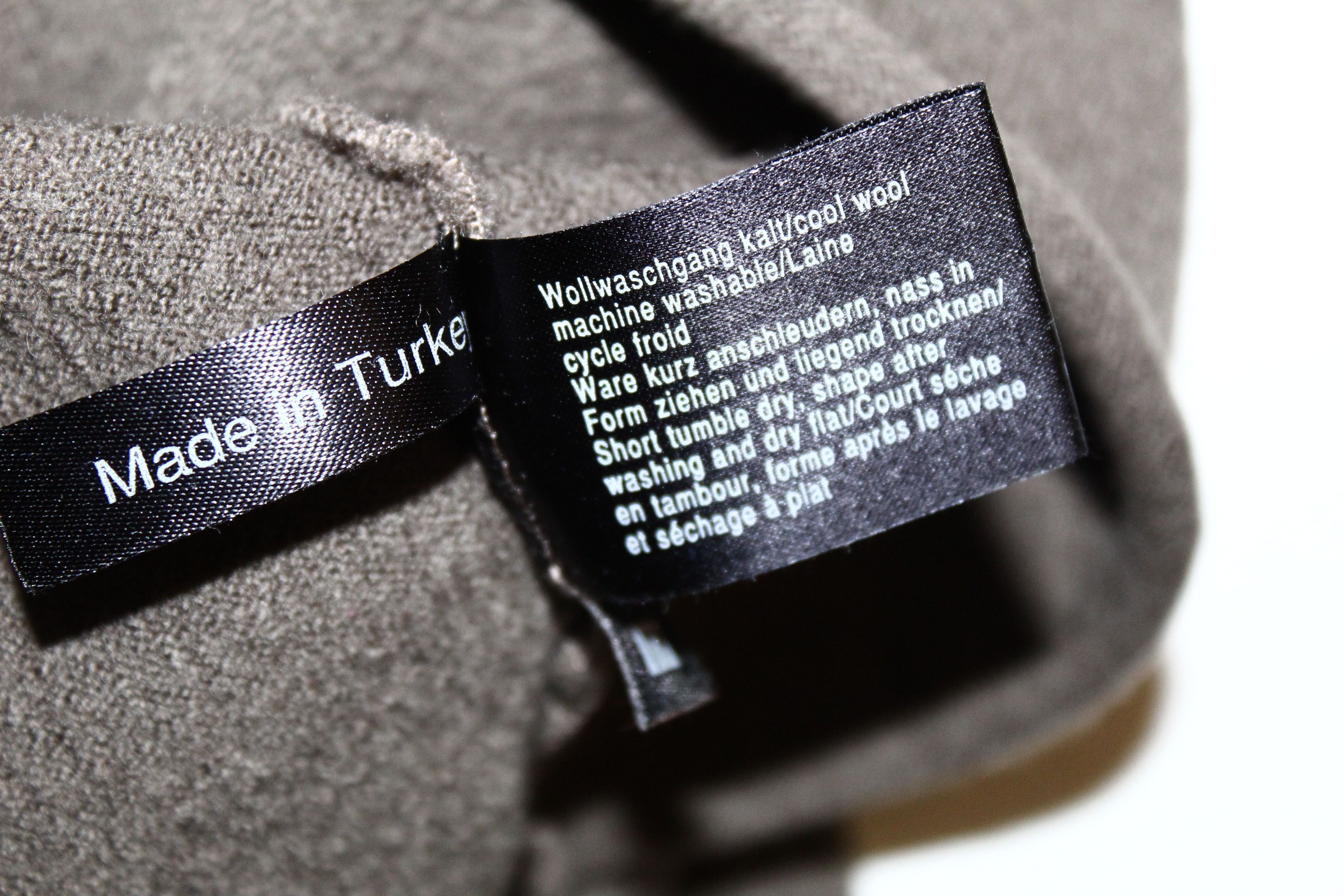 Japanese Brand TOMO Merino Wool Raw Cut Asymmetric Oversized Top Size L / US 10 / IT 46 - 8 Thumbnail