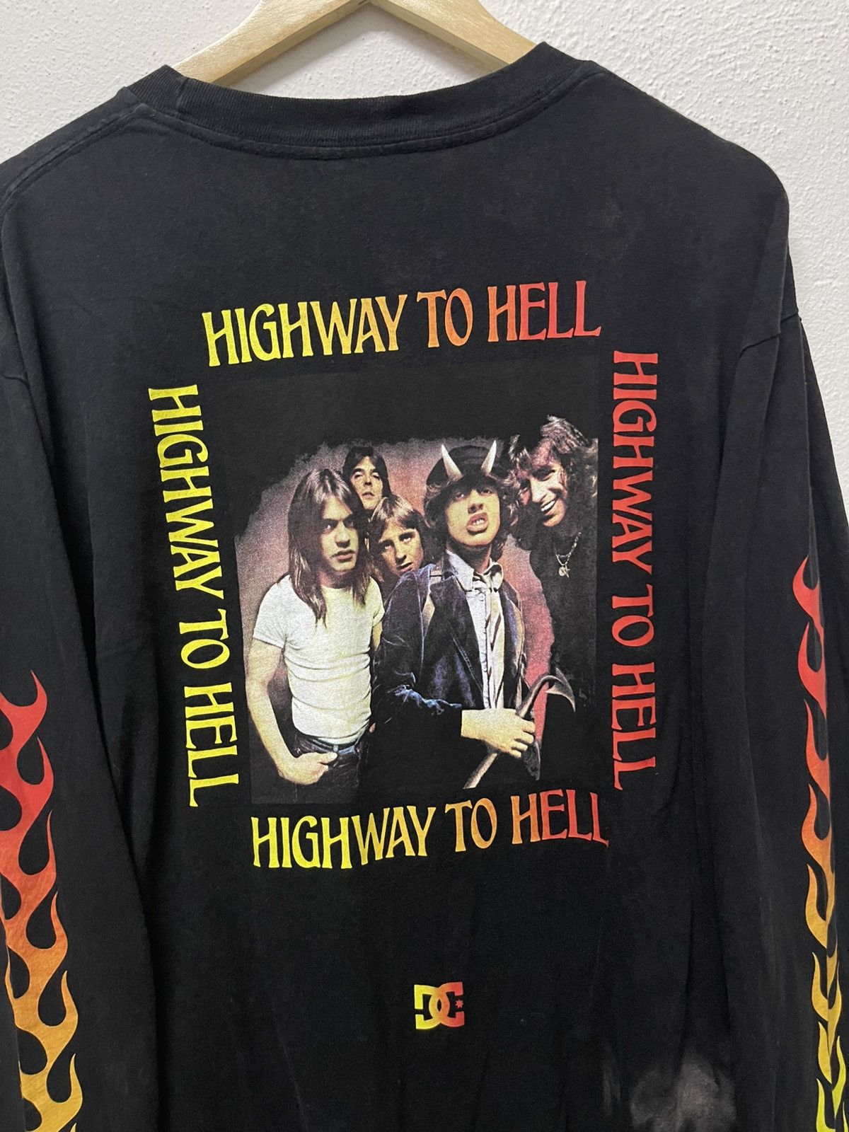 AC/DC 2000s ACDC X DC SHOES HIGHWAY TO HELL FLAME SLEEVE SUNFADED Size US XL / EU 56 / 4 - 17 Thumbnail