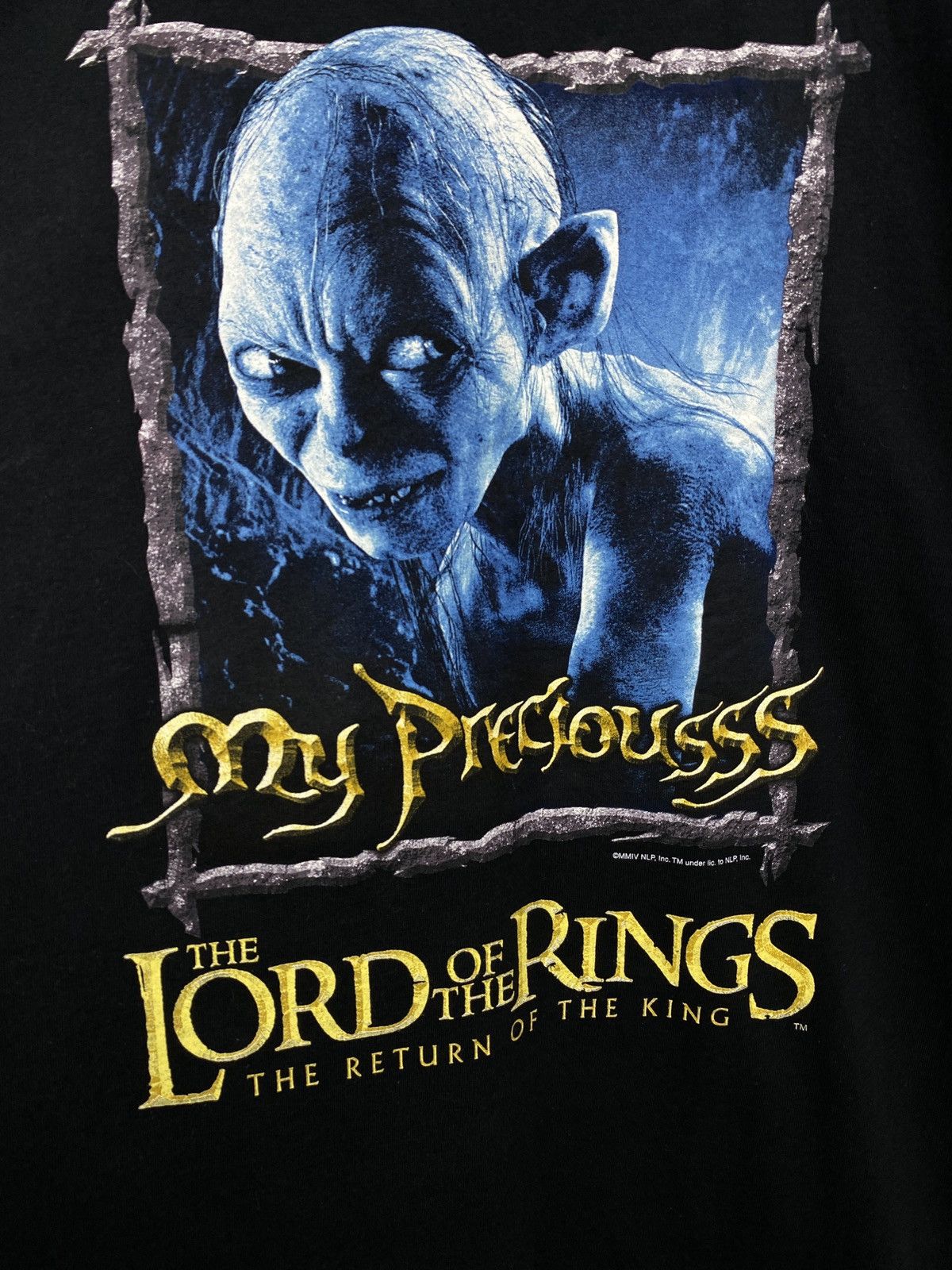 Gildan 🇺🇸 VTG 2003 Gollum The Lords of The Rings Return of The King Size US XL / EU 56 / 4 - 4 Thumbnail