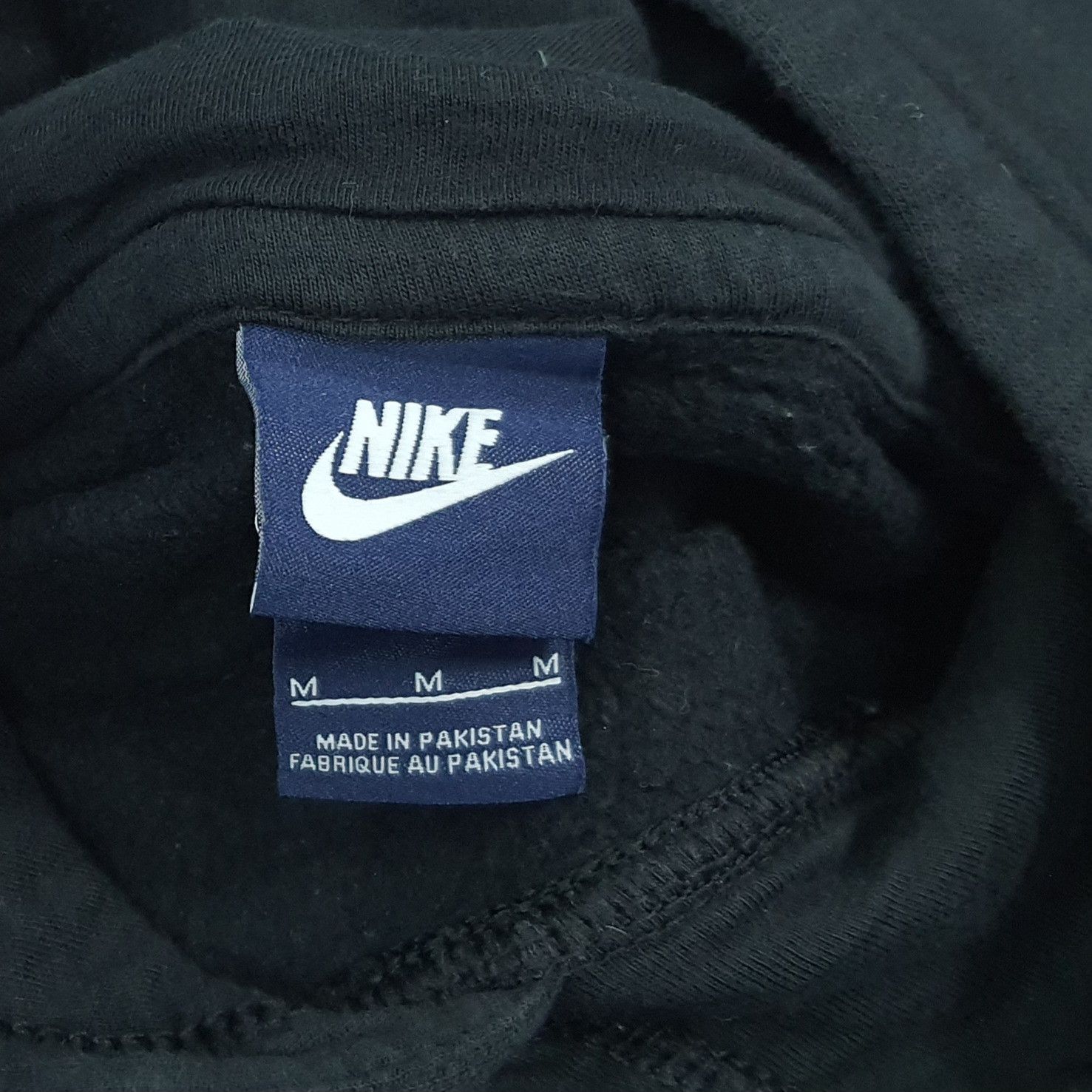 Nike Vintage Nike Hoodie Black Embroidery Swoosh Pullover C278N21 Size US L / EU 52-54 / 3 - 4 Thumbnail