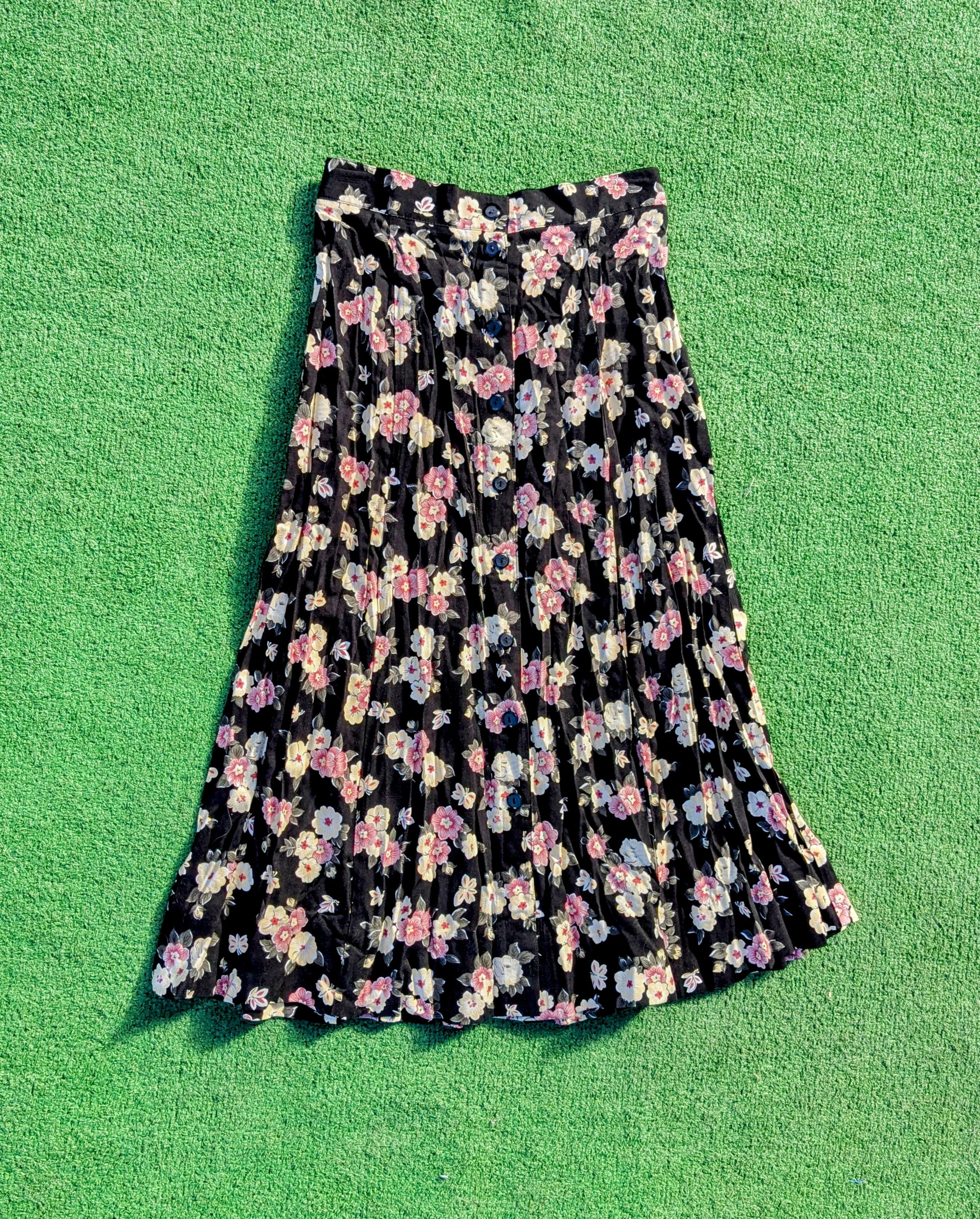 Designer Sag Harbor Black Floral Button Down Maxi Skirt Elastic Waist Size 26" / US 2 / IT 38 - 6 Thumbnail