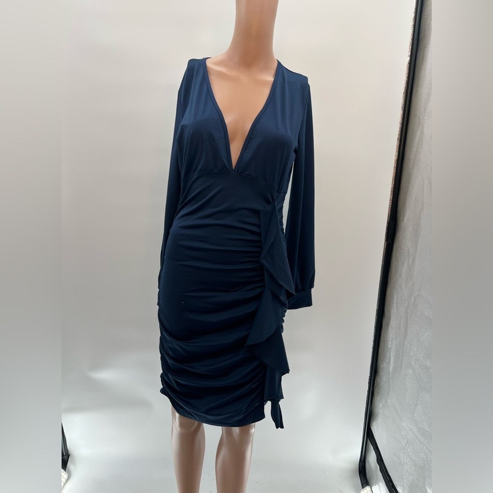 & Other Stories Midnight Blue Rouched Dress (NWOT) M Size M / US 6-8 / IT 42-44 - 2 Thumbnail