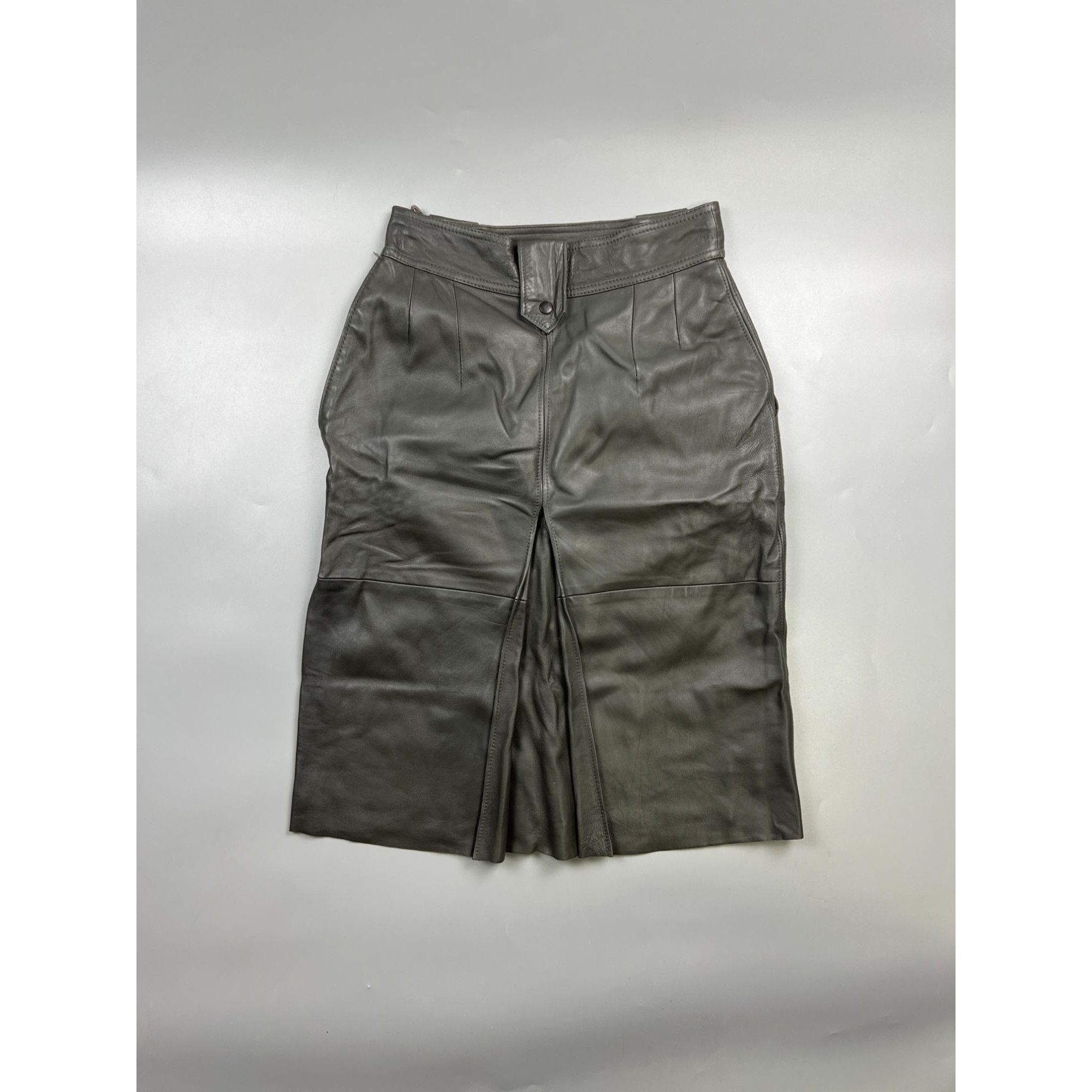 Yves Saint Laurent Yves Saint Laurent Vintage leather Skirt (Y0994) Size 28" / US 6 / IT 42 - 8 Thumbnail