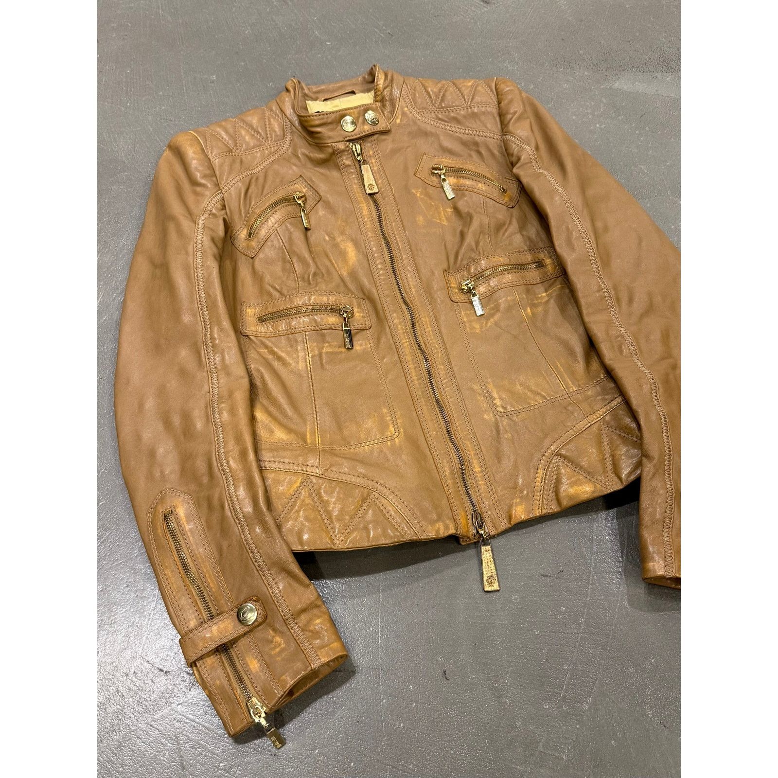 Roberto Cavalli 2000s Roberto Cavalli leather jacket with golden accents Size S / US 4 / IT 40 - 2 Thumbnail