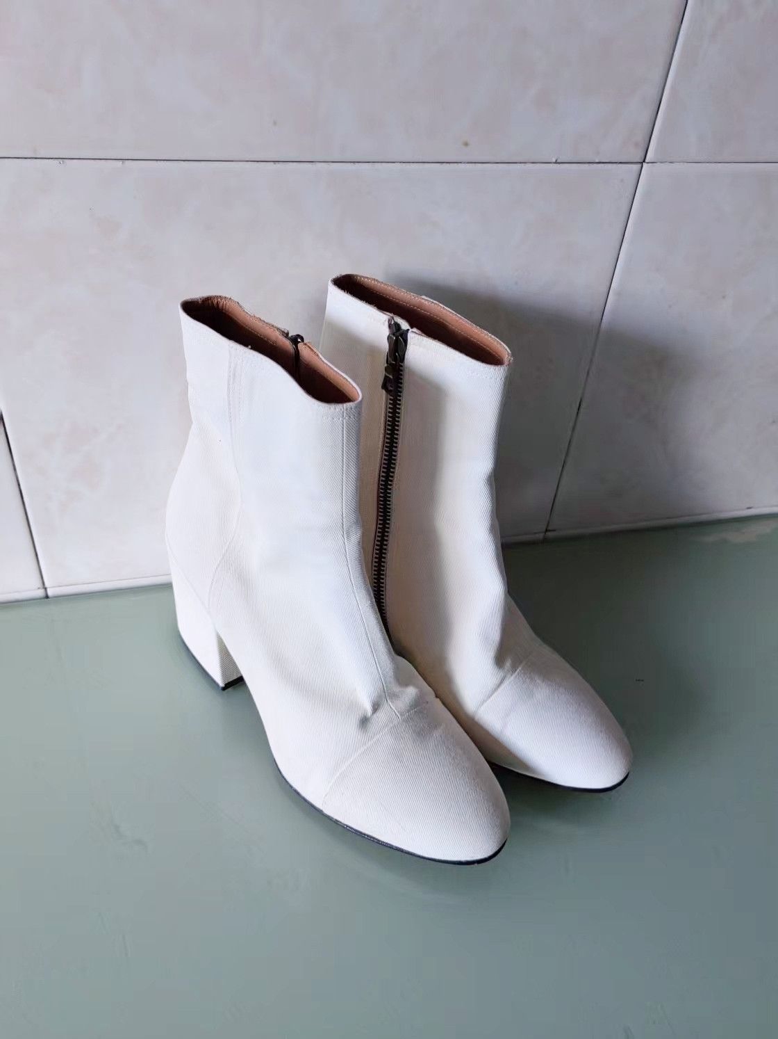 Dries Van Noten 17aw runway White Cowhide High Heels Size US 7 / IT 37 - 1 Thumbnail