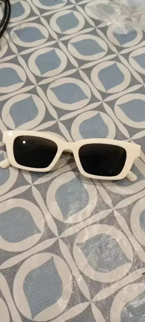Other White Frame Retro Rectangle Sunglasess Size ONE SIZE - 3 Thumbnail