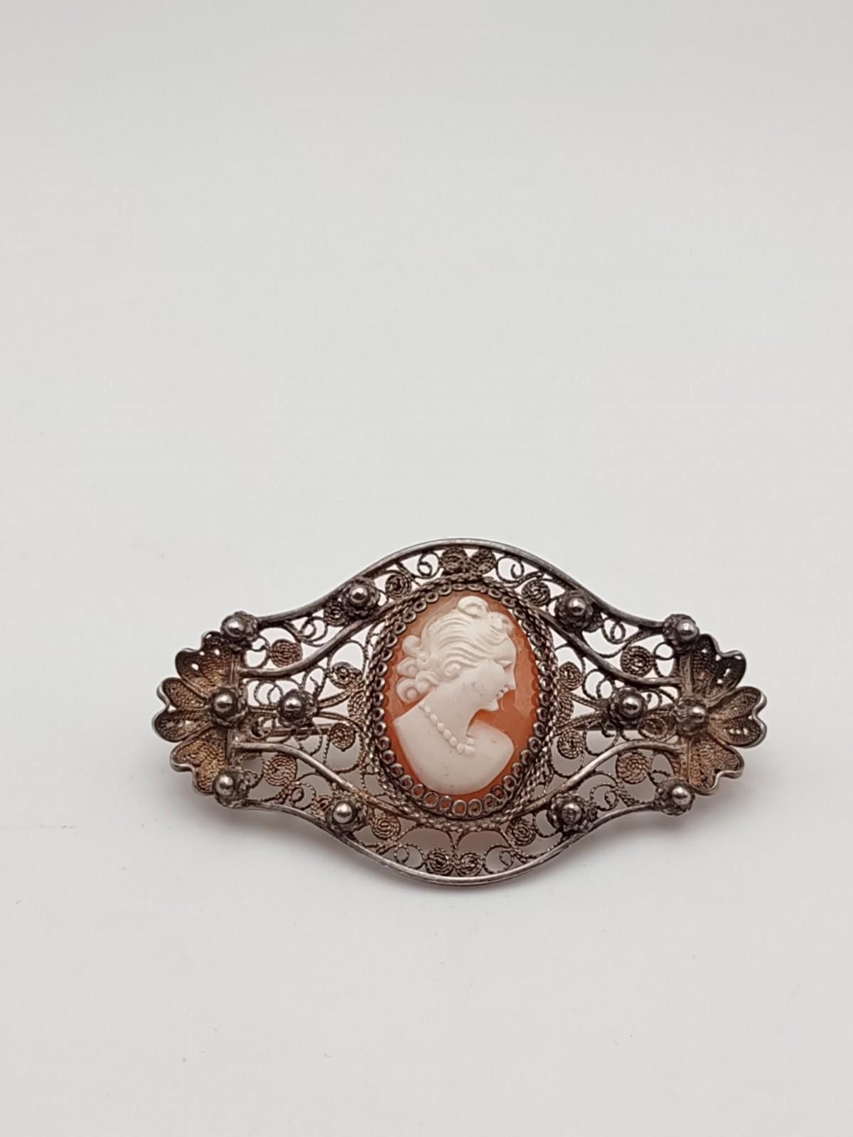 The Unbranded Brand VTG 900 Silver Filigree Hand Carved Shell Cameo Brooch Pin Size ONE SIZE - 1 Thumbnail