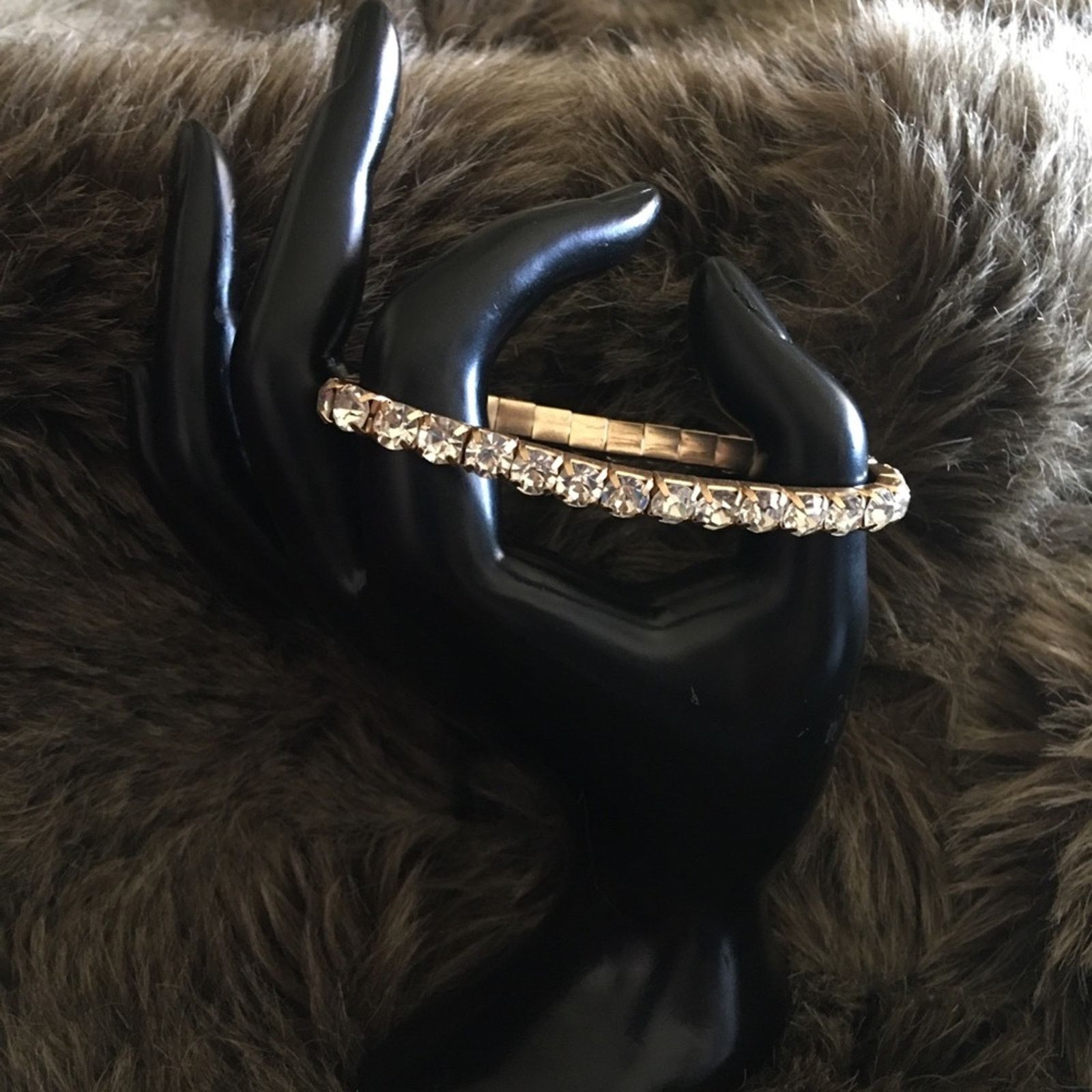 Vintage Vintage large clear rhinestone stretch bracelet Size ONE SIZE - 2 Thumbnail